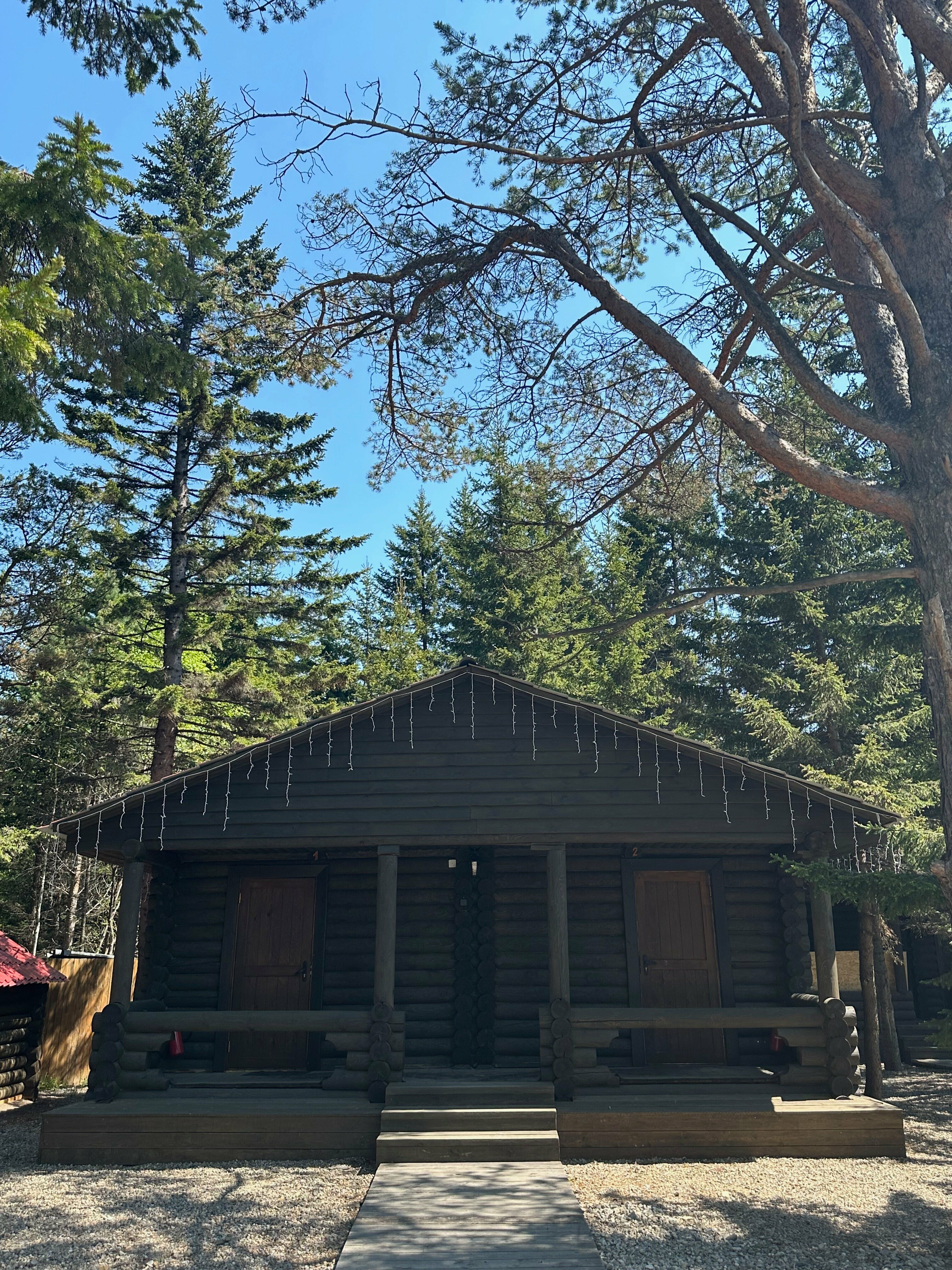 2 комнатный домик с террассой, беседкой, мангалом