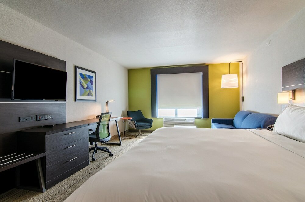 Standard Room, 1 King Bed, Accessible (Communications, Extra Floor Space)