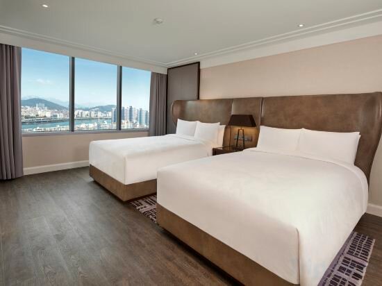 2 Double Beds, City View, Executive Lounge Access,Guest Room