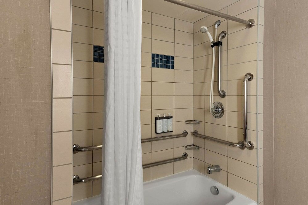 Suite, Multiple Beds, Non Smoking