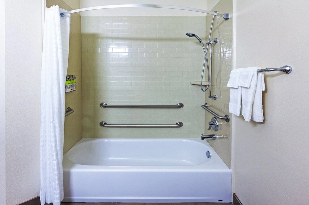 Studio Suite, 1 King Bed, Accessible (Mobility Tub)