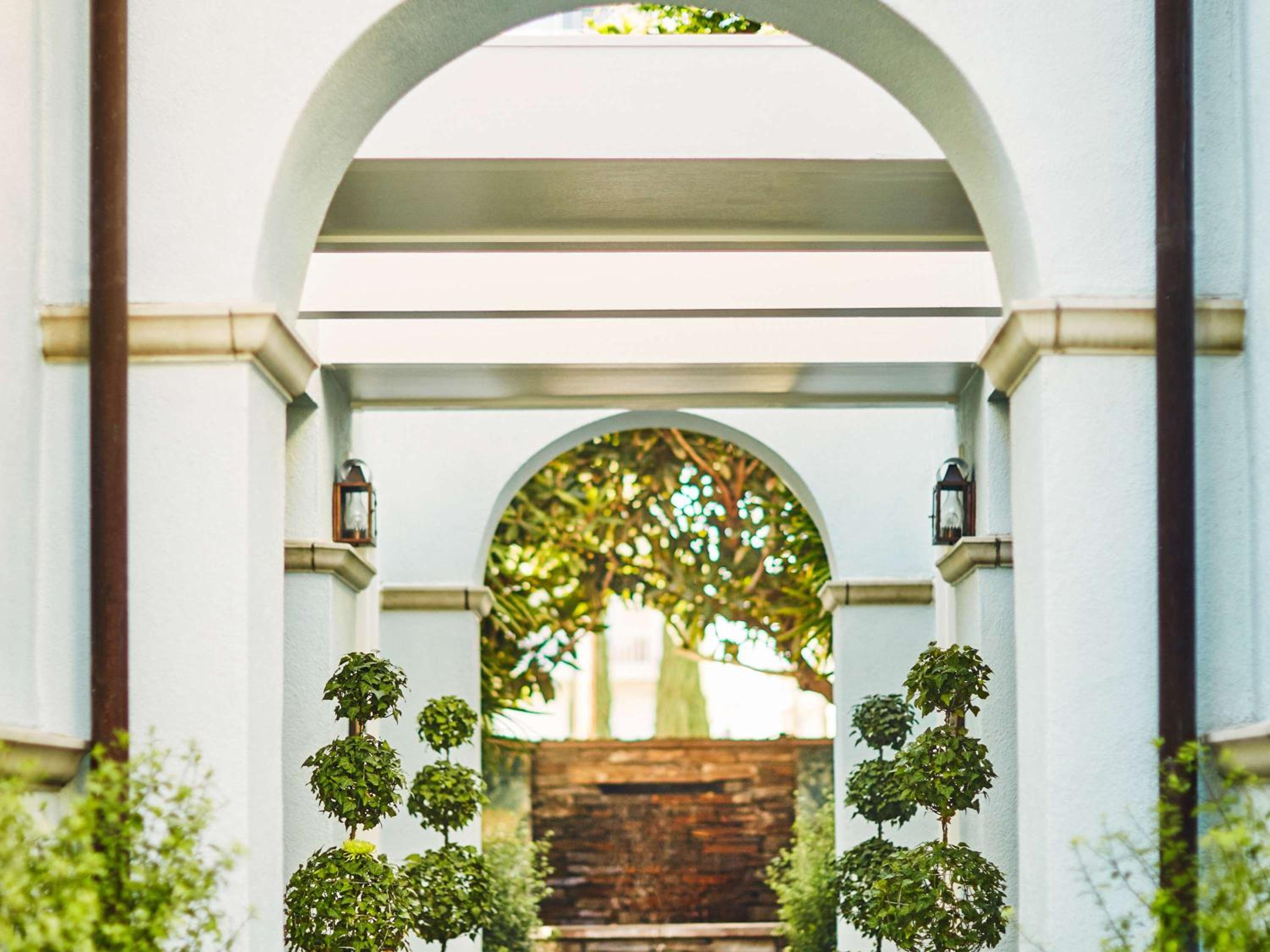 Bungalow King with Patio