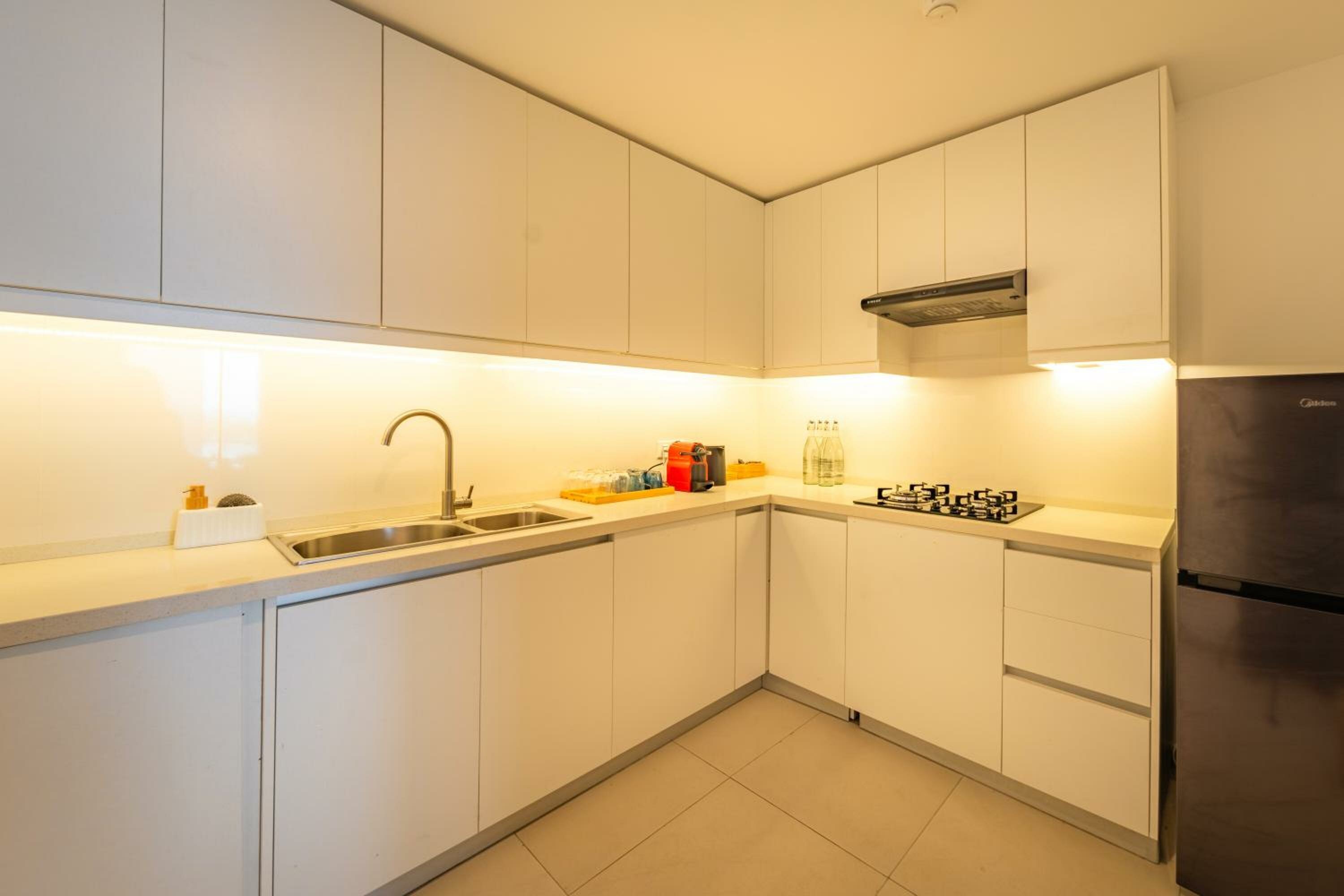 Sea View 3 Bedroom Master Suite (Free Airport Transfer)