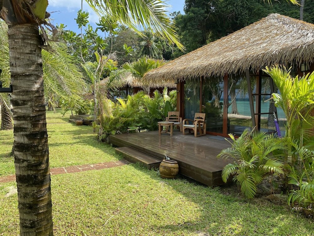 Luxury Beachfront Villa