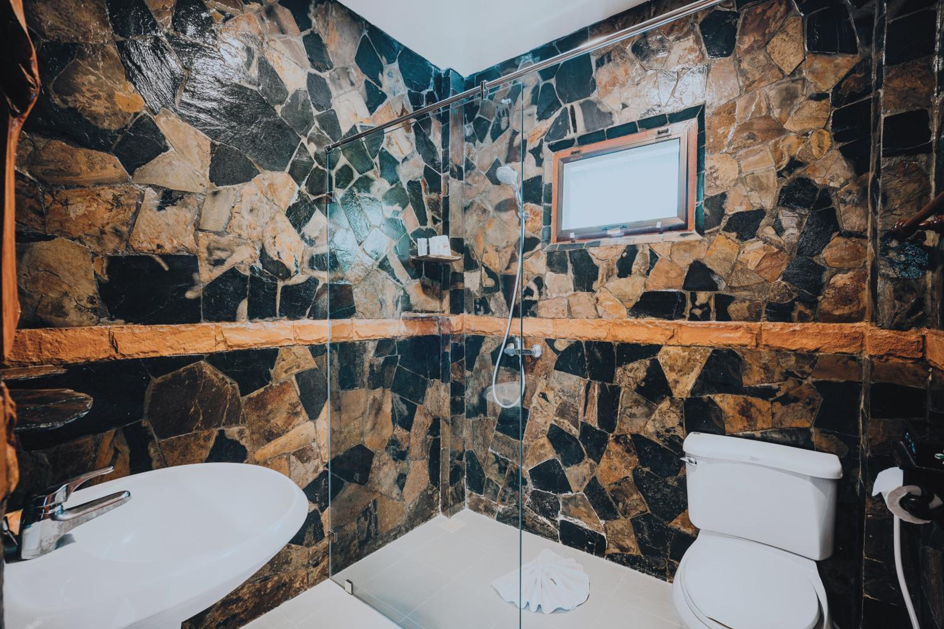 Deluxe Double or Twin Room with Sea View