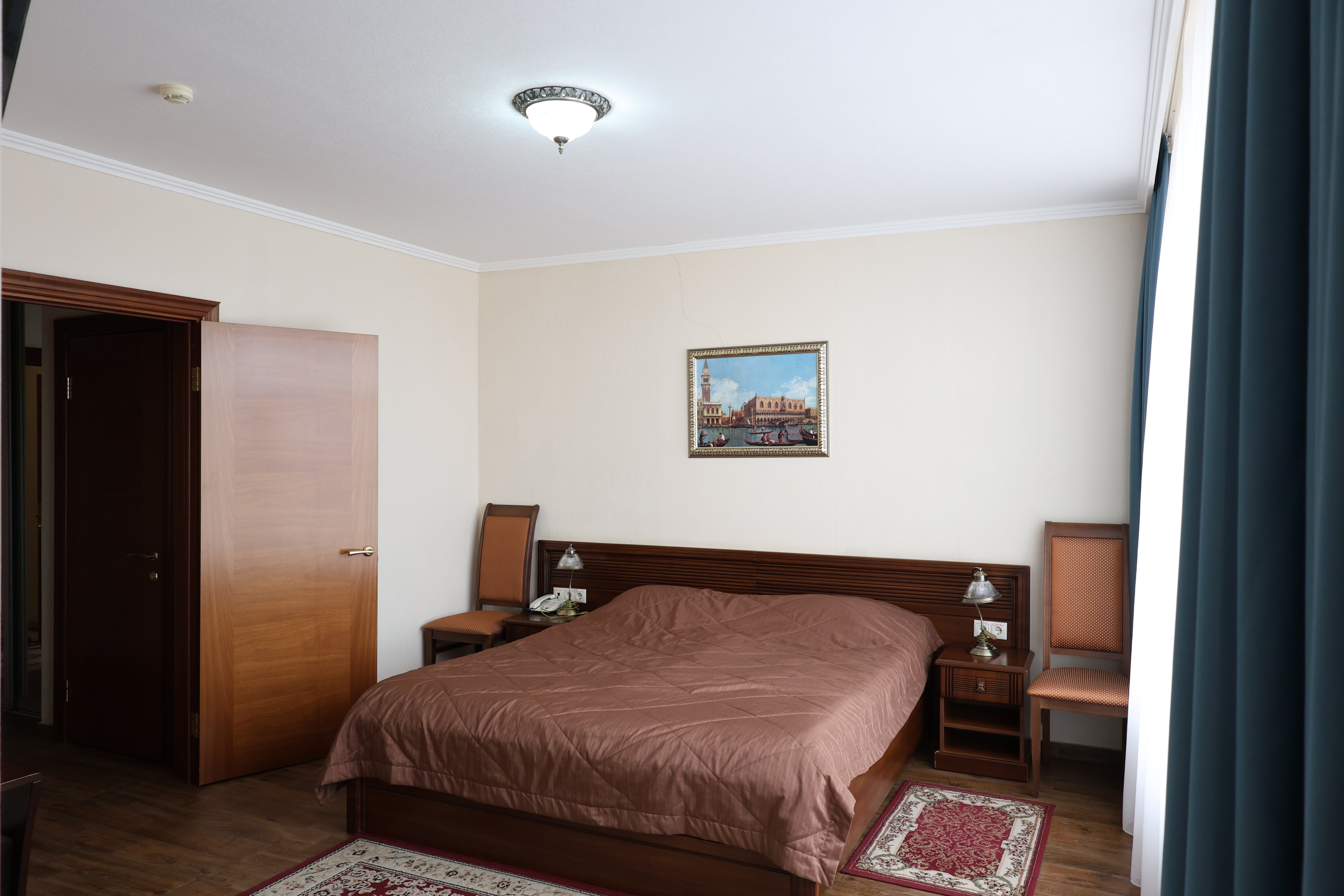 Большой двухместный номер с 1 кроватью