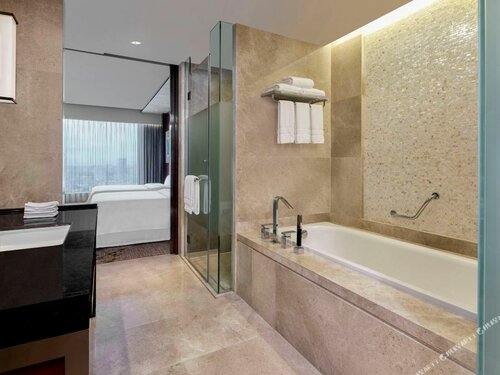 Westin Premium Twin Bed Room в The Westin Pazhou Hotel