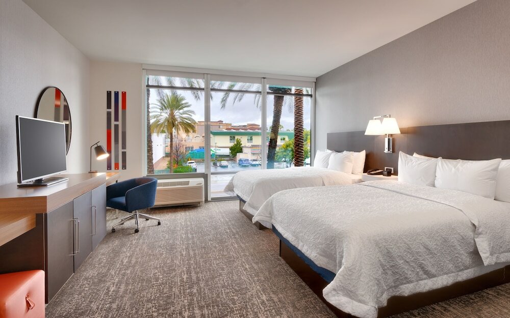 Room, 2 Queen Beds, Accessible, Bathtub (Refrigerator & Microwave)