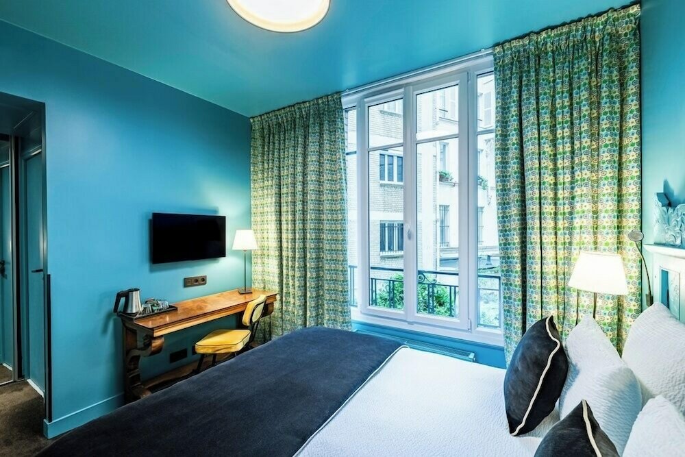 Adjacent rooms