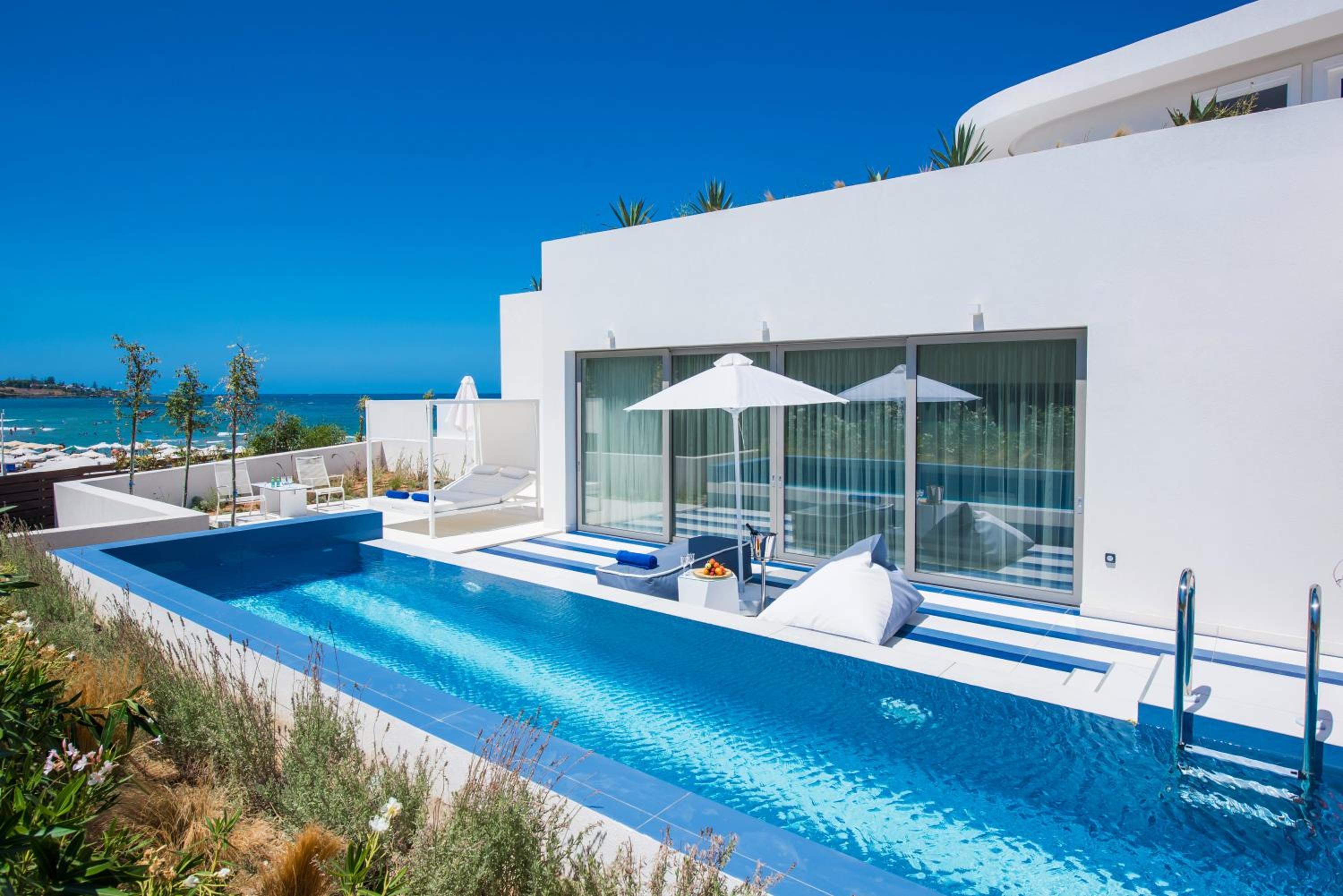 Gold Star Suite with Private Pool