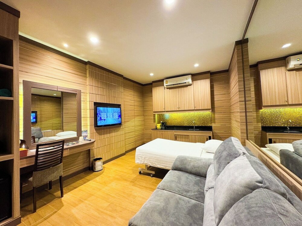 Family Premium Balcony