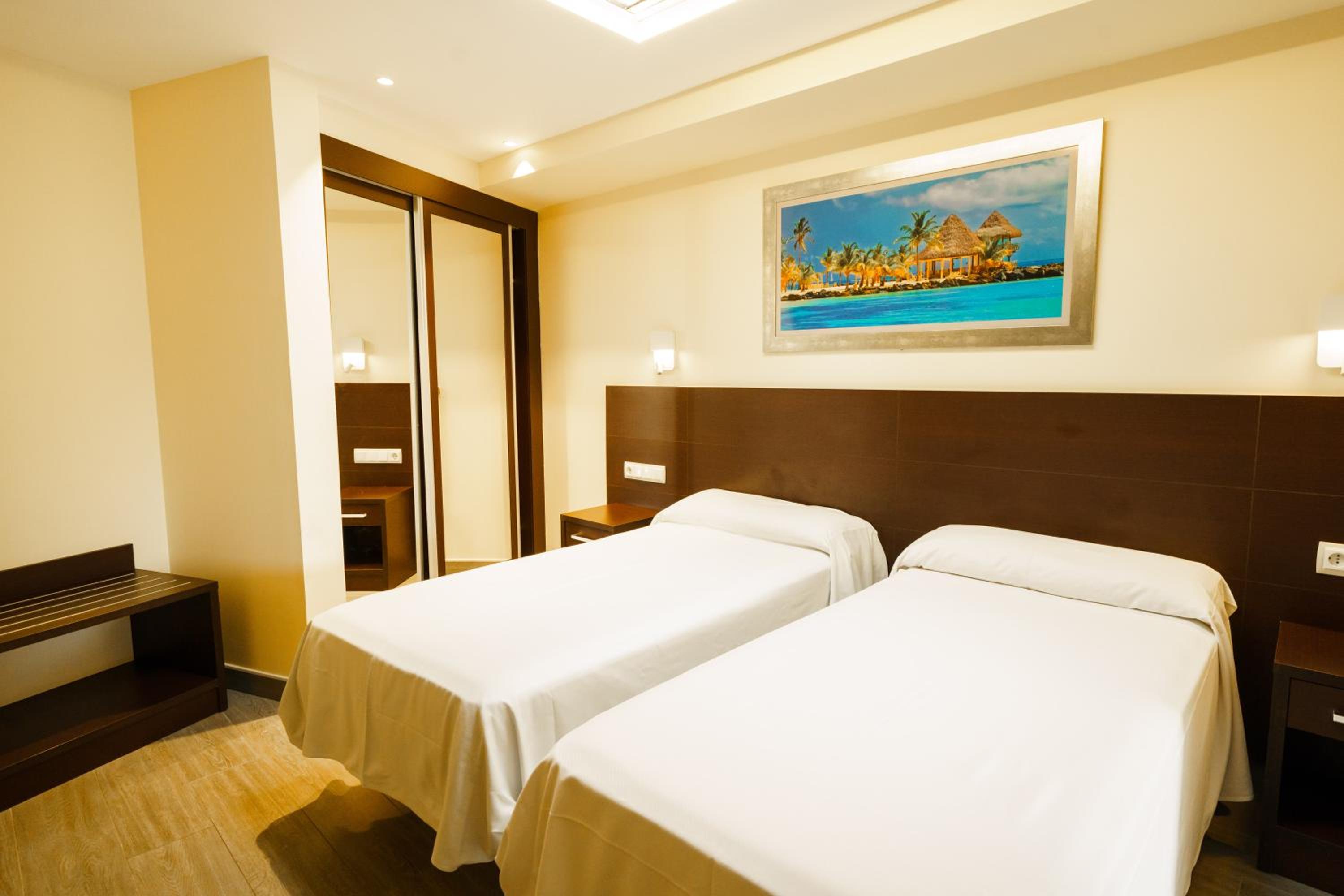 Premium Triple Room (3 adults)