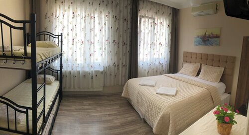 Стандартный двухместный номер с 1 двуспальной кроватью в Avrasya Hostel