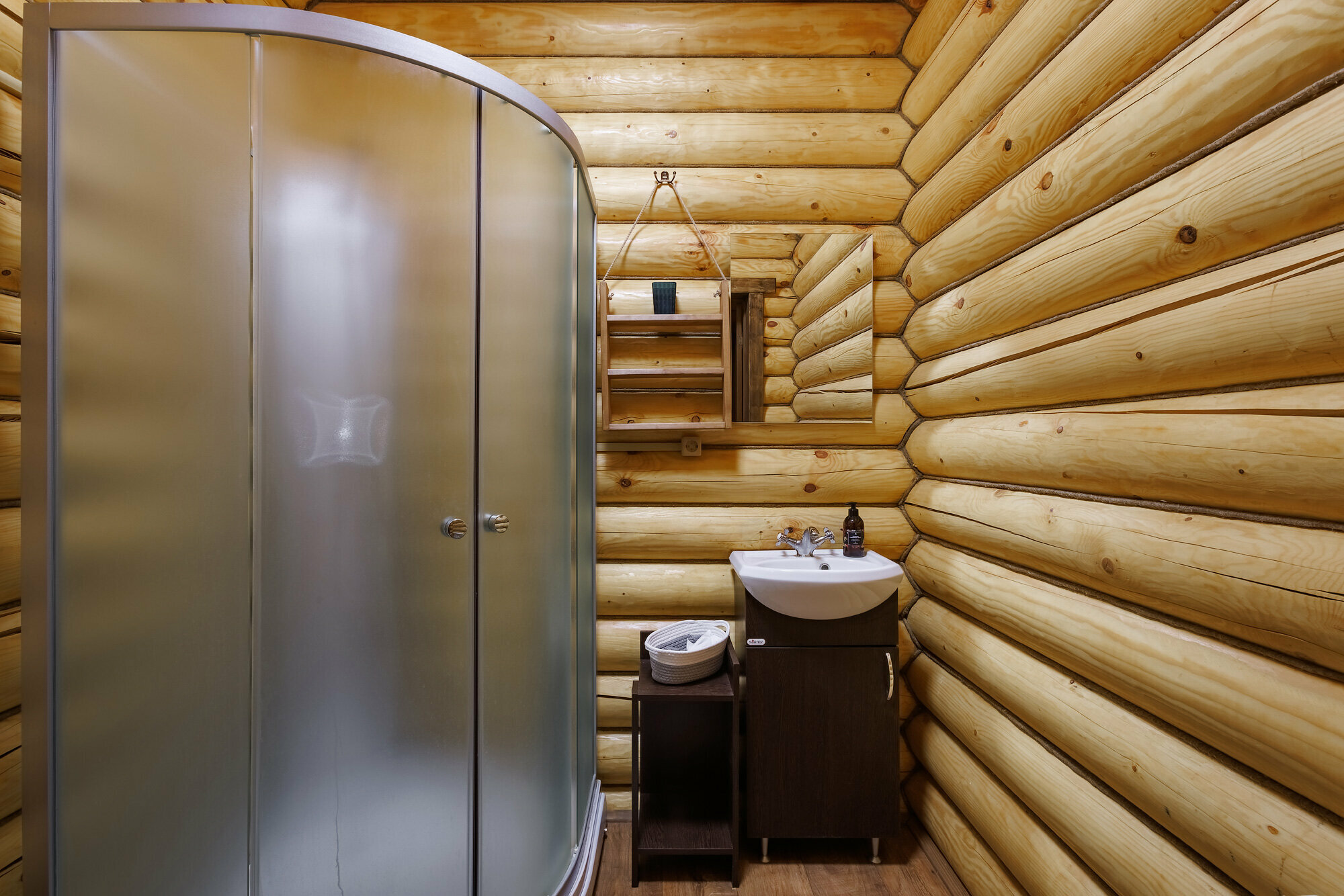 Дом с 8 спальнями