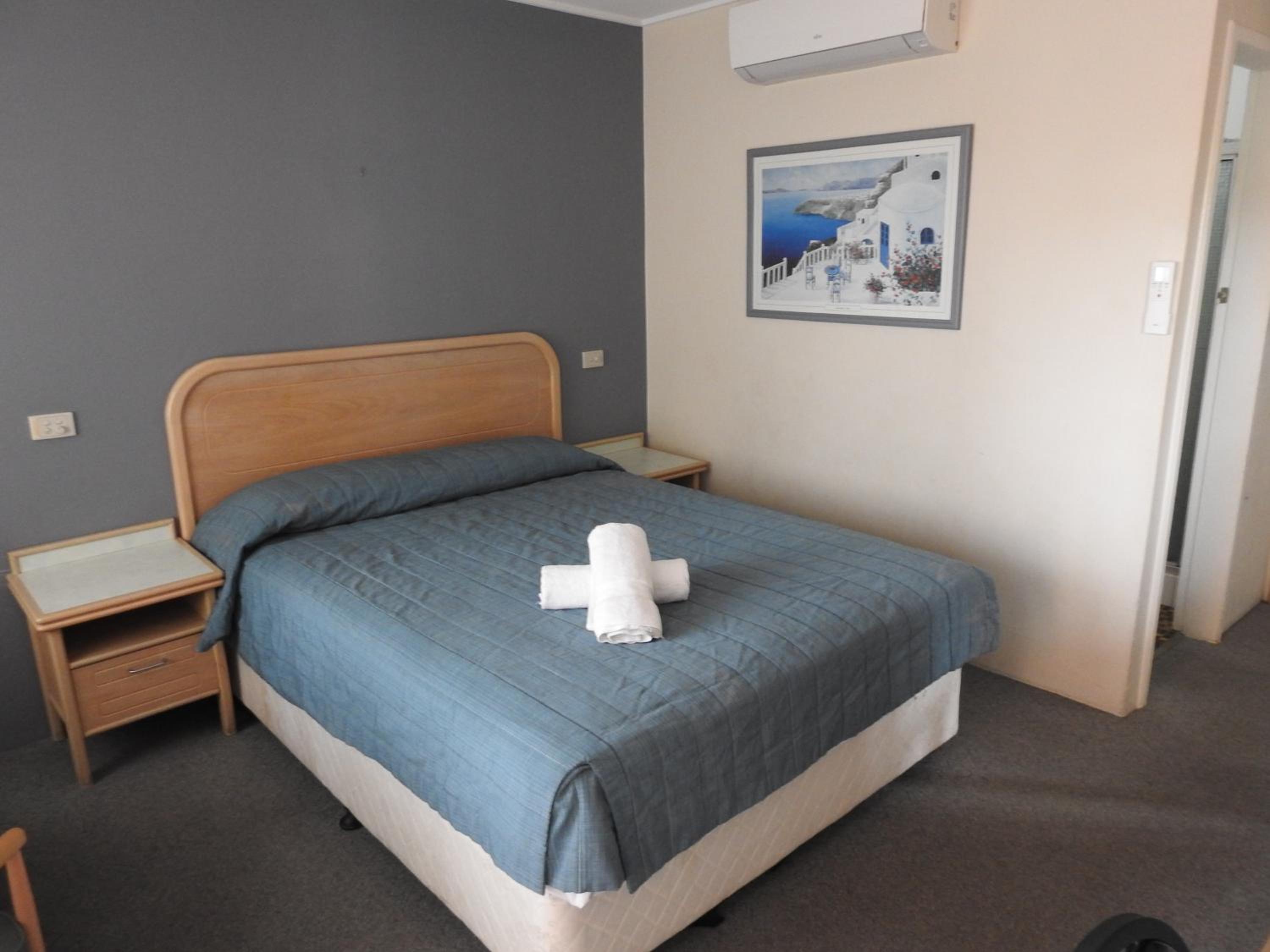 Two Bedroom Triple Share