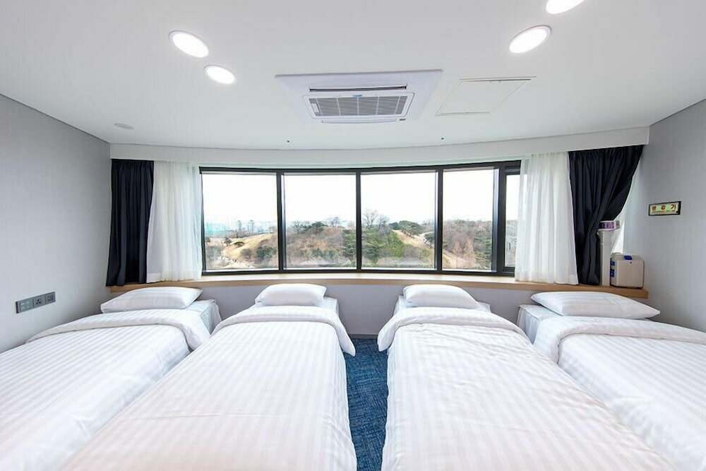 Quadruple Room, Multiple Beds