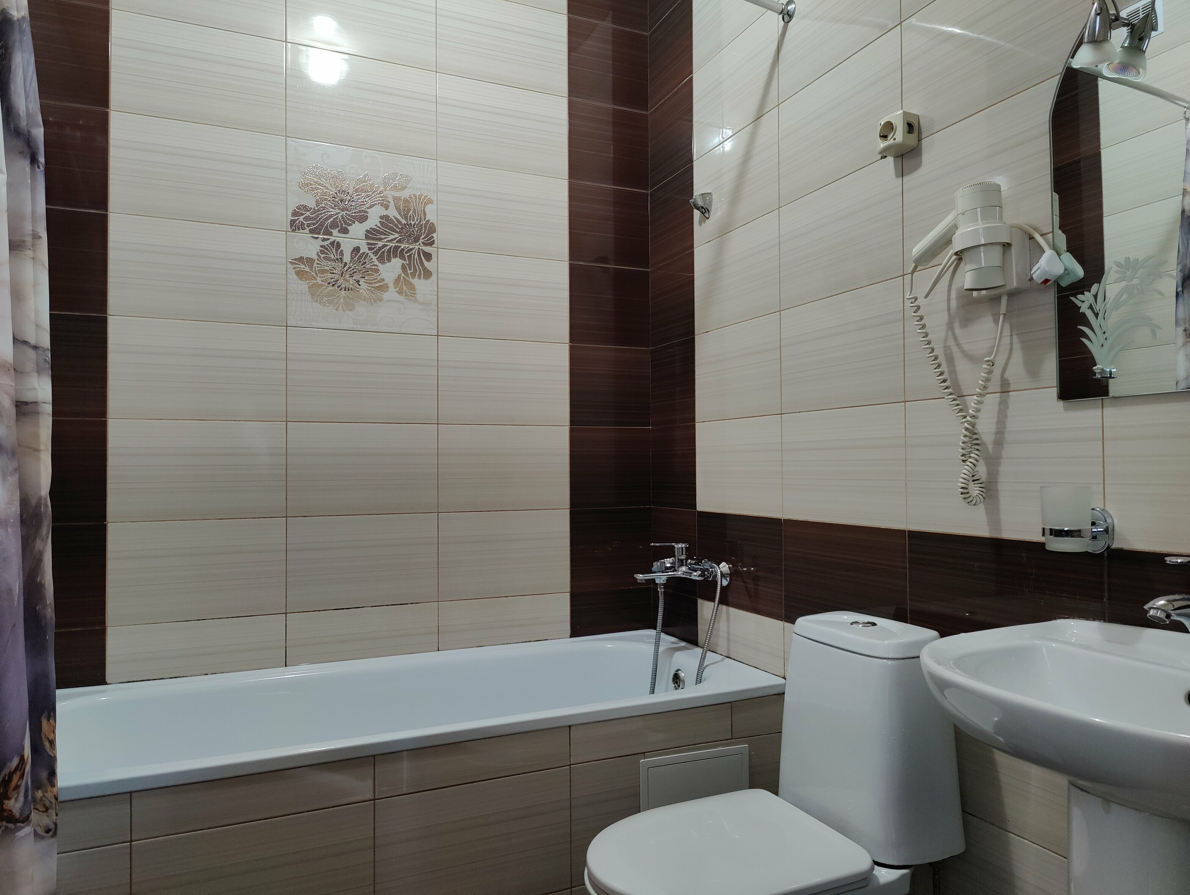 Улучшенный трехместный номер