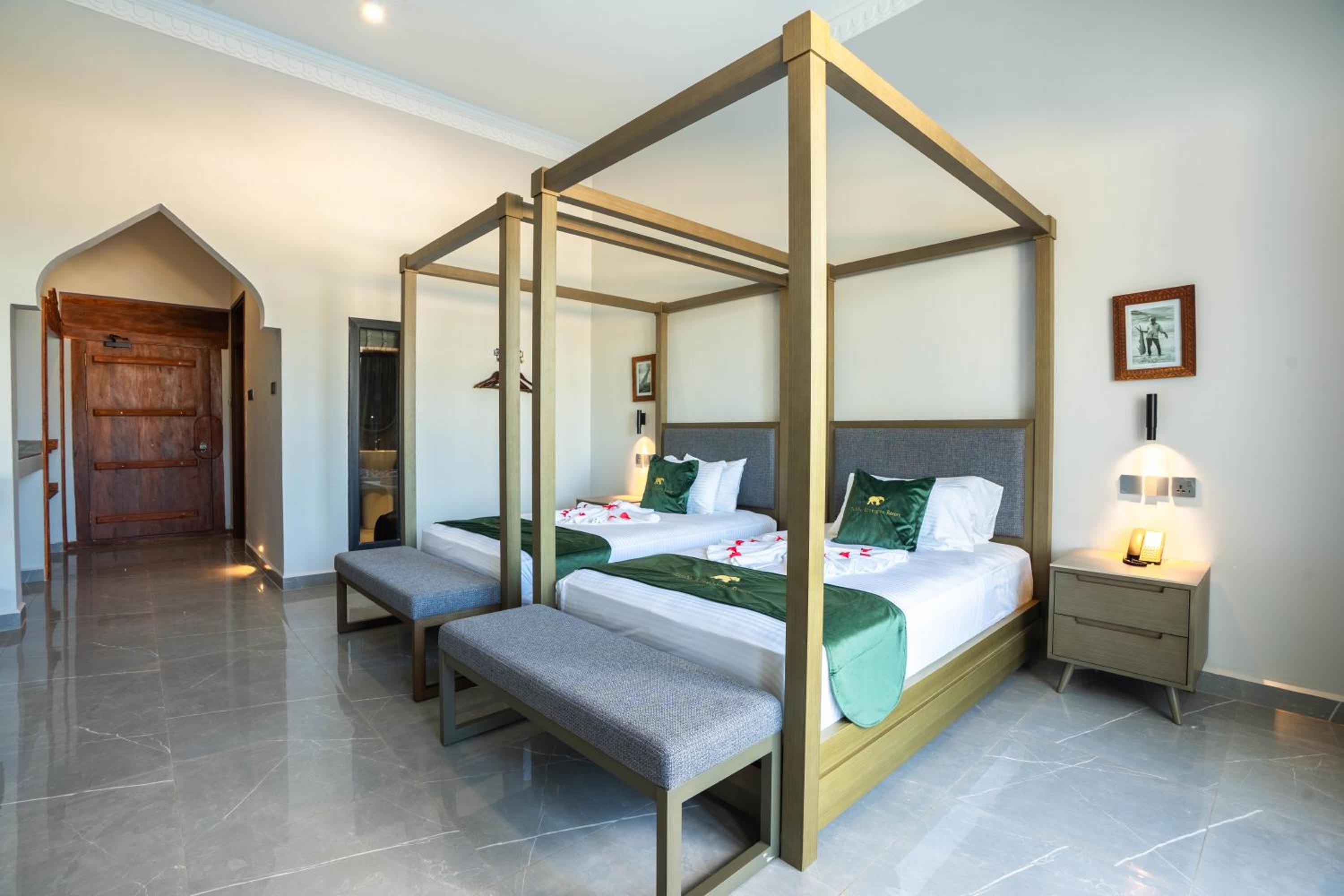 Twin Room with Patio, Sea View and Private Walk-In Pool