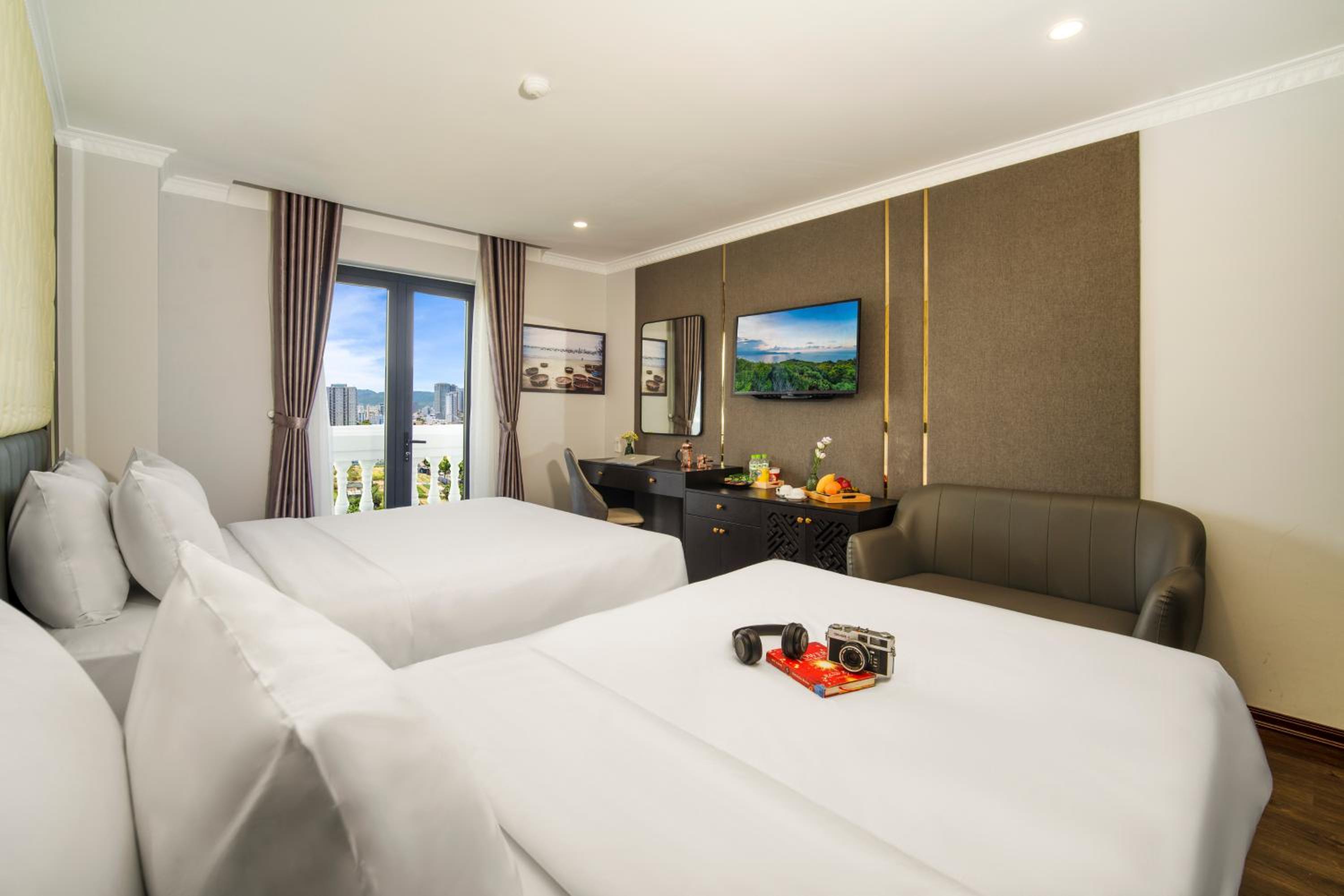 Triple Room With Balcony