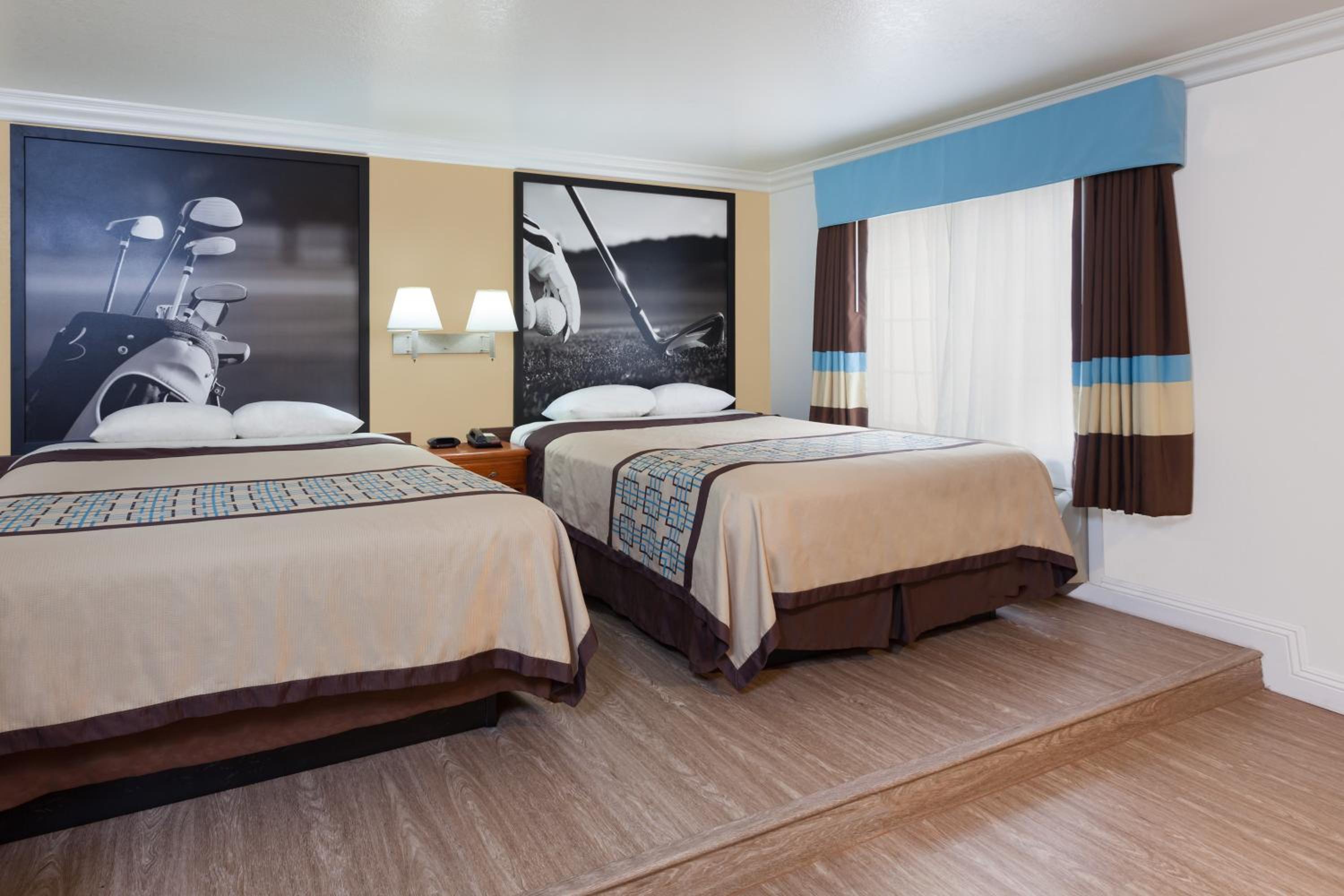 Double Room with Two Double Beds - Mobility Access/Non-Smoking
