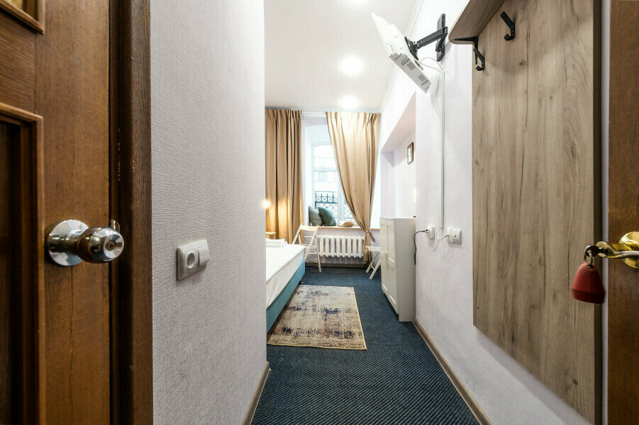 Одноместная комната с собственной ванной комнатой