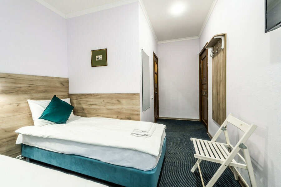 Семейная трехместная комната с собственной ванной комнатой