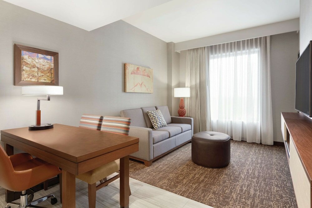 Suite, 1 King Bed, Accessible, Bathtub