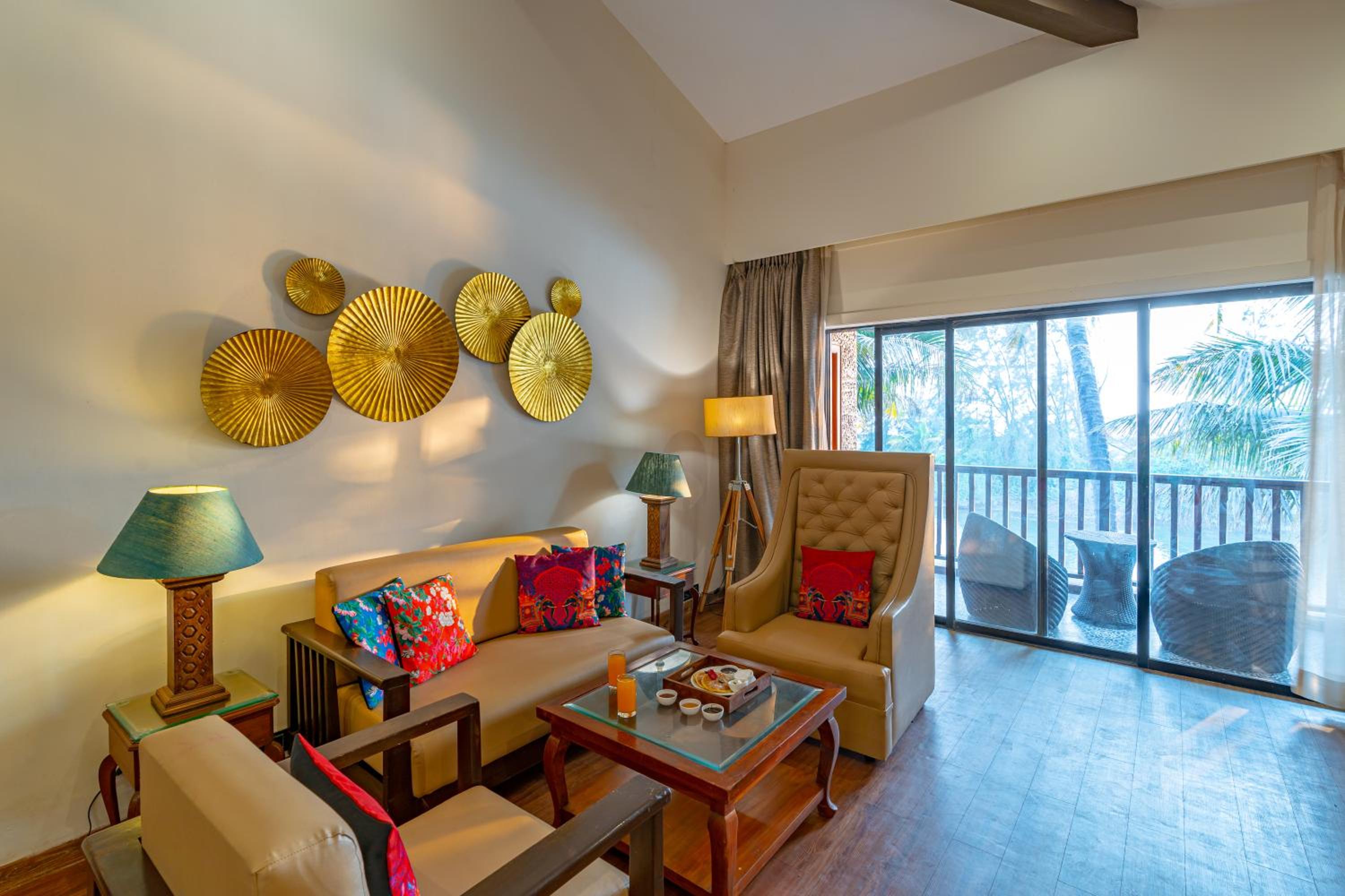 Executive Suite with Balcony (with complimentary Kayaking and 20% off on Massage session)