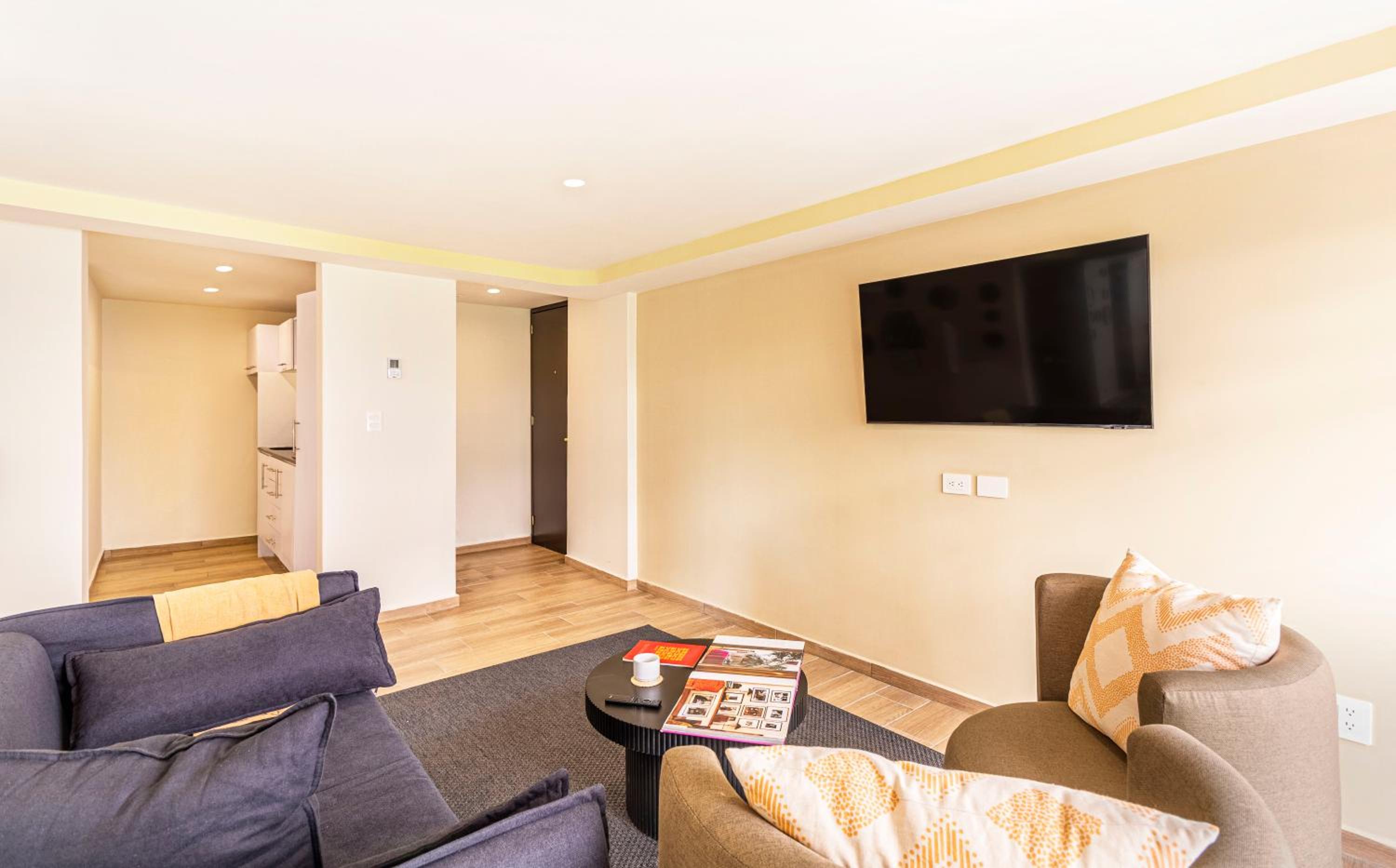 Deluxe Apartment