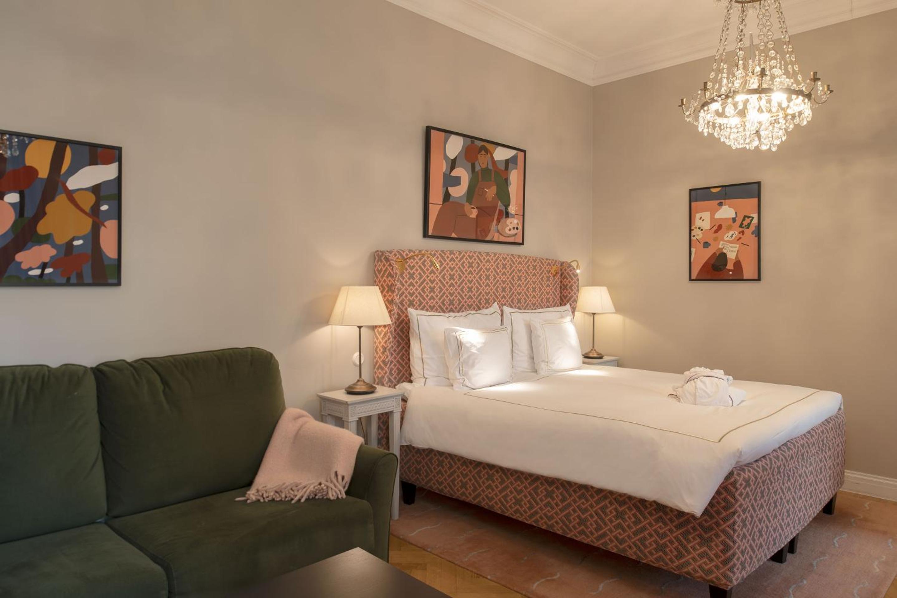 Junior Suite with Garden View