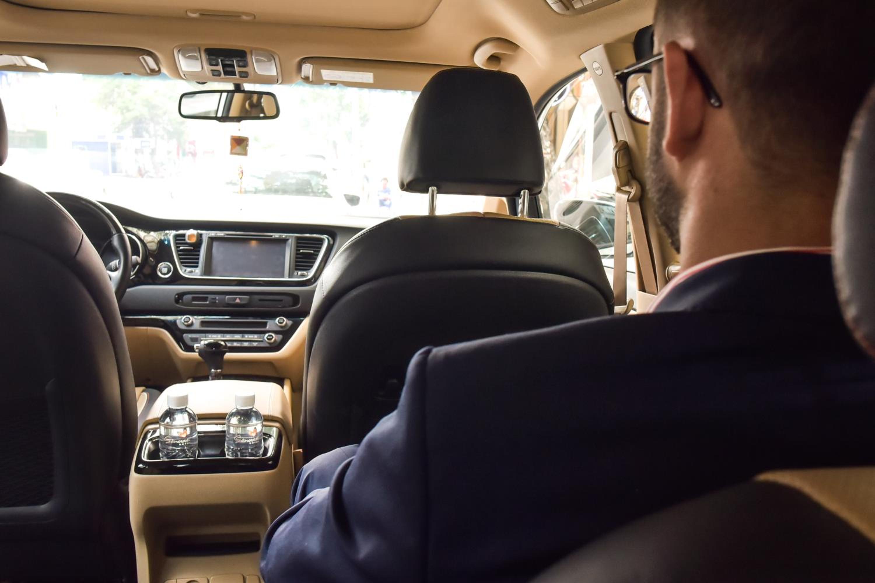 Premium Twin Room - Free Airport Pickup