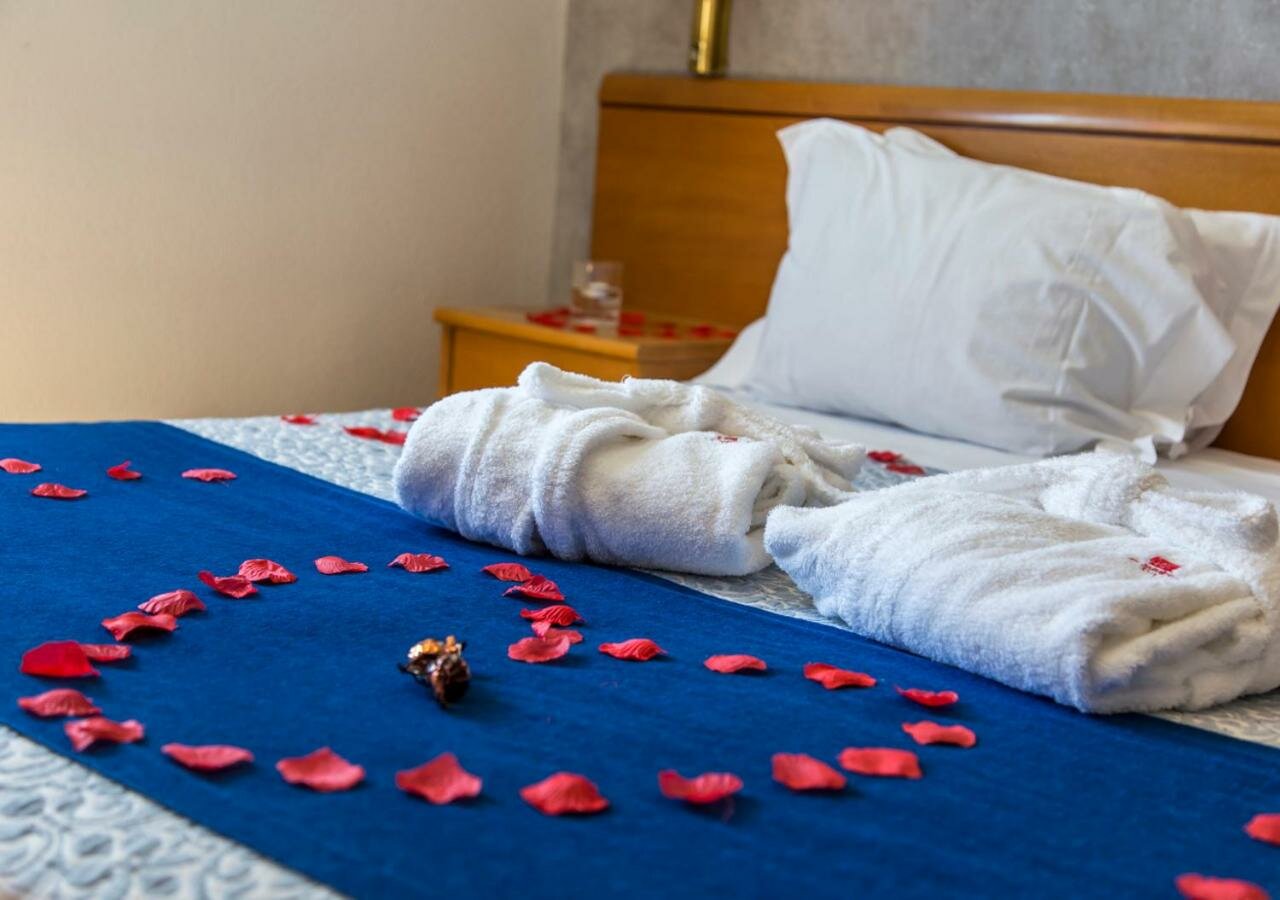  Double Room with Romantic Package
