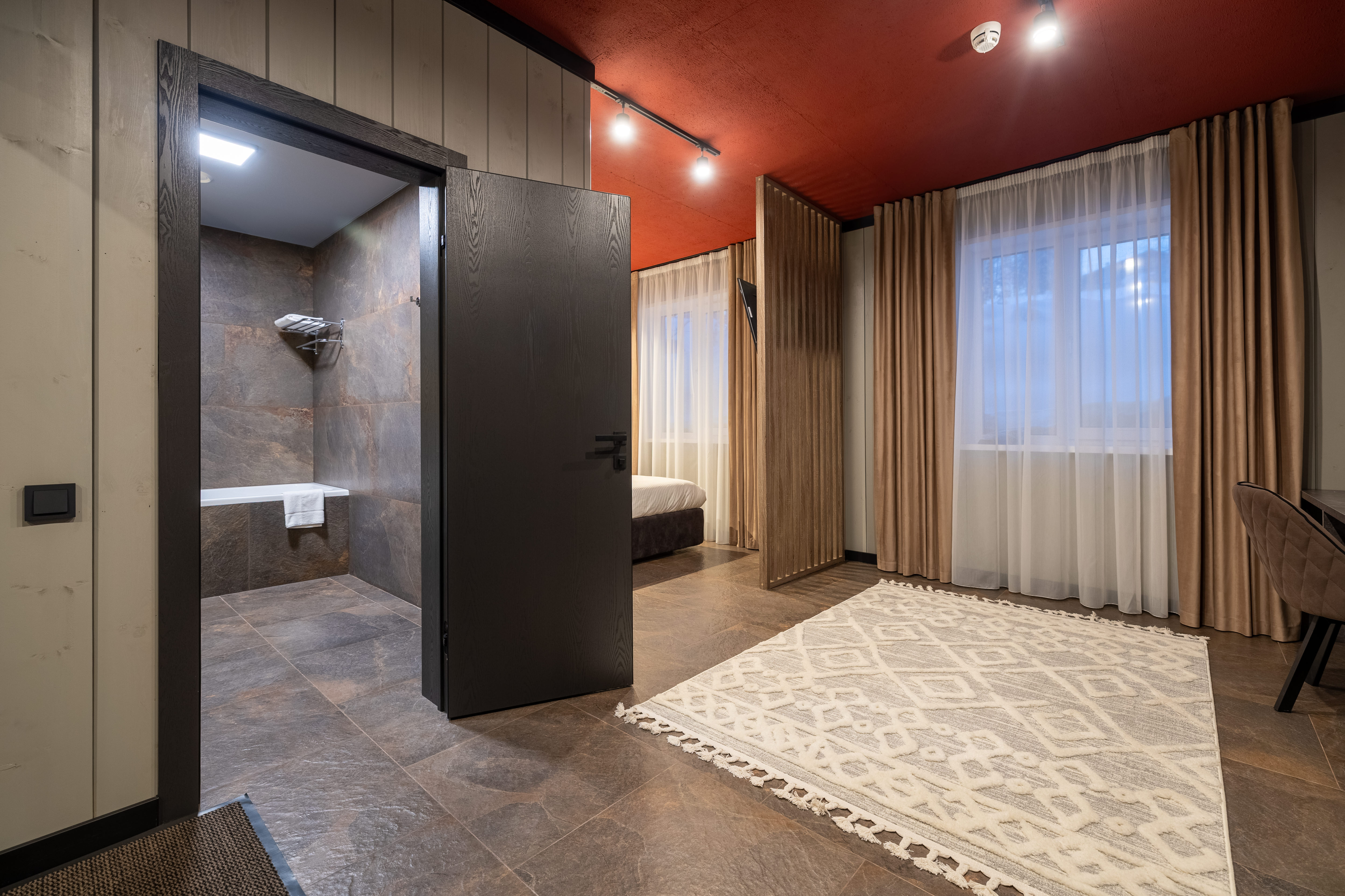 Улучшенный двухместный номер с 1 кроватью