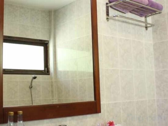 Family Budget Room (No Balcony)