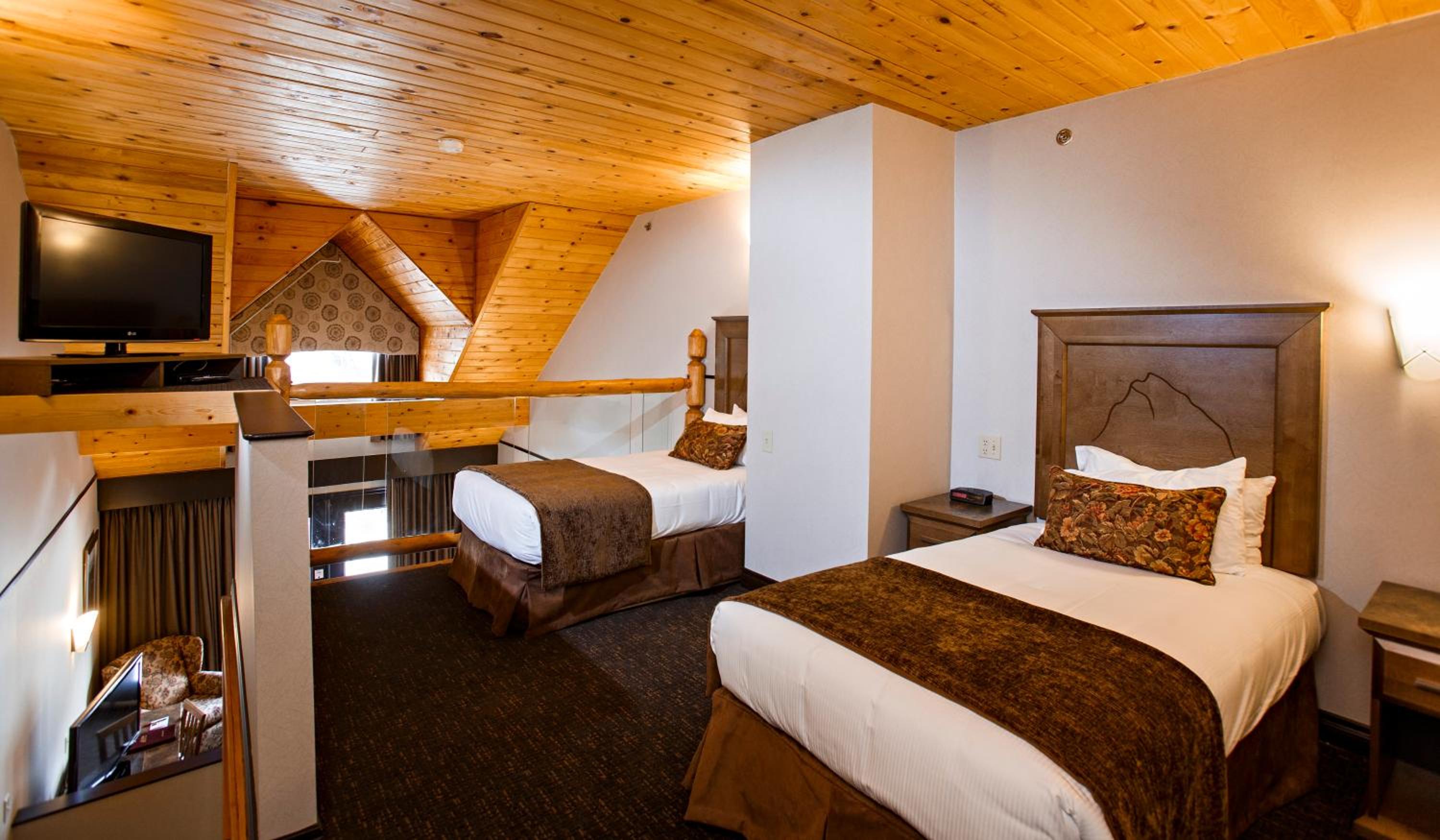 Loft Suite King, Two Twin