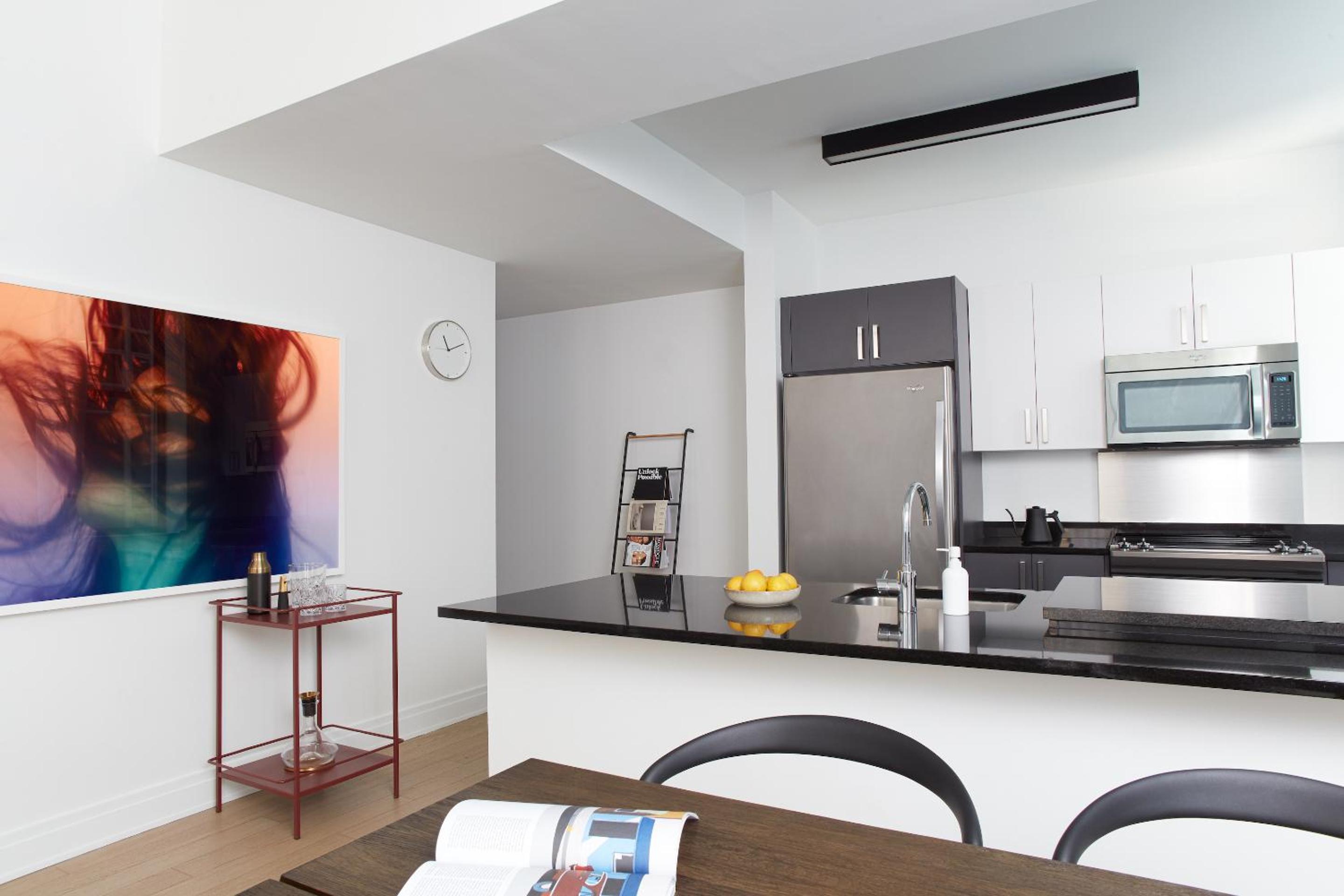 Accessible Two Bedroom, King (24/7 Front Desk)