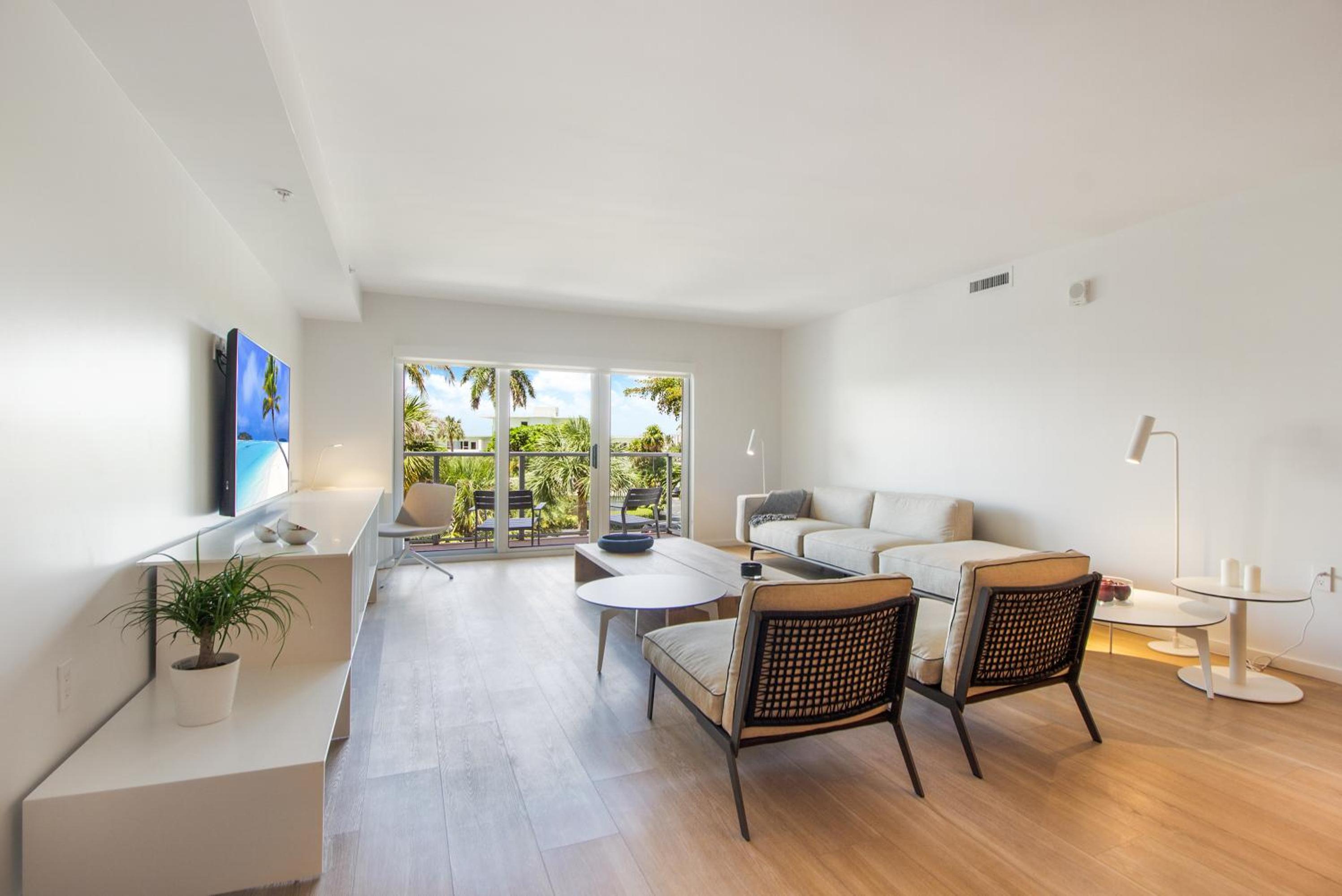 Deluxe Two Bedroom Apartment