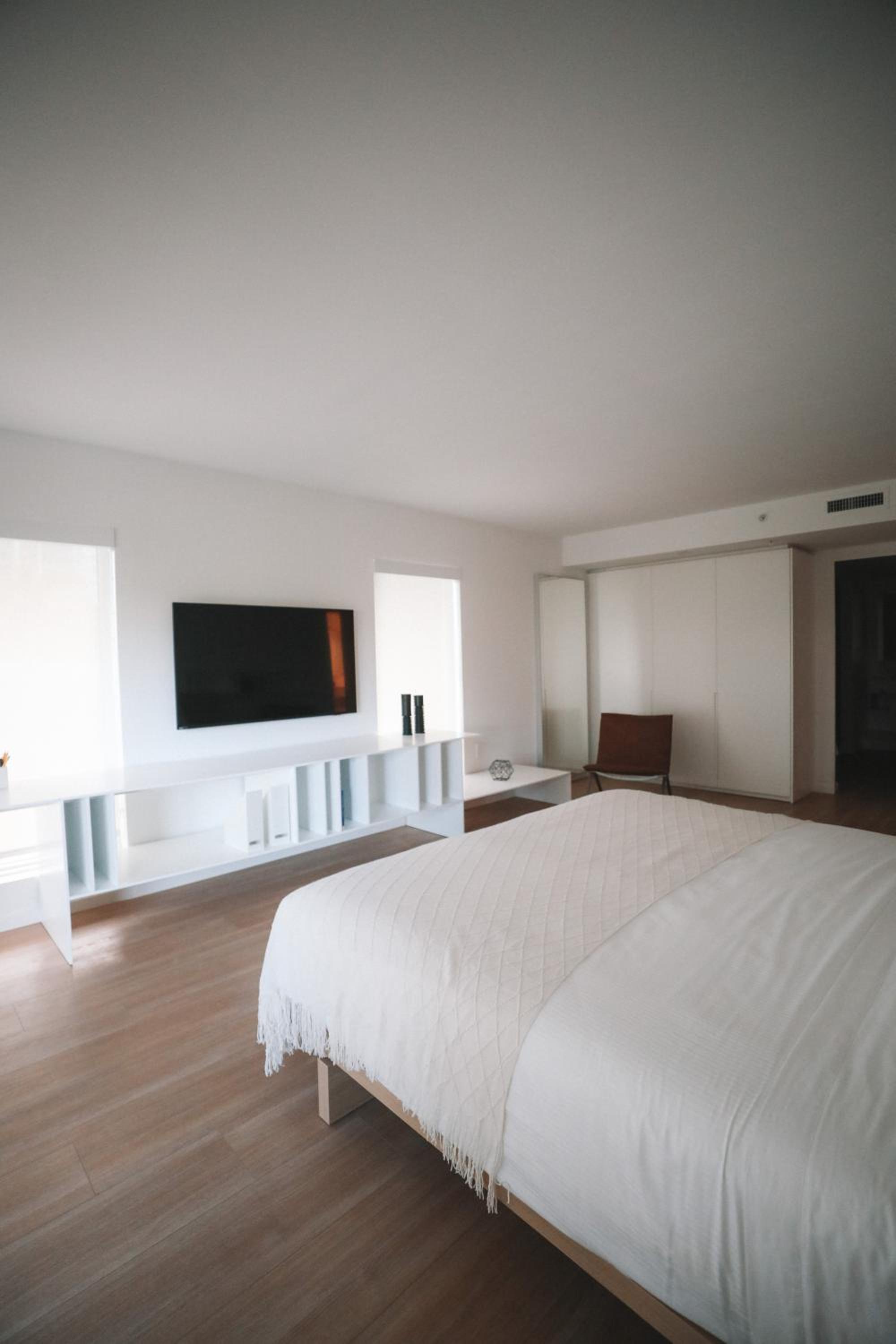 Deluxe Two Bedroom Apartment