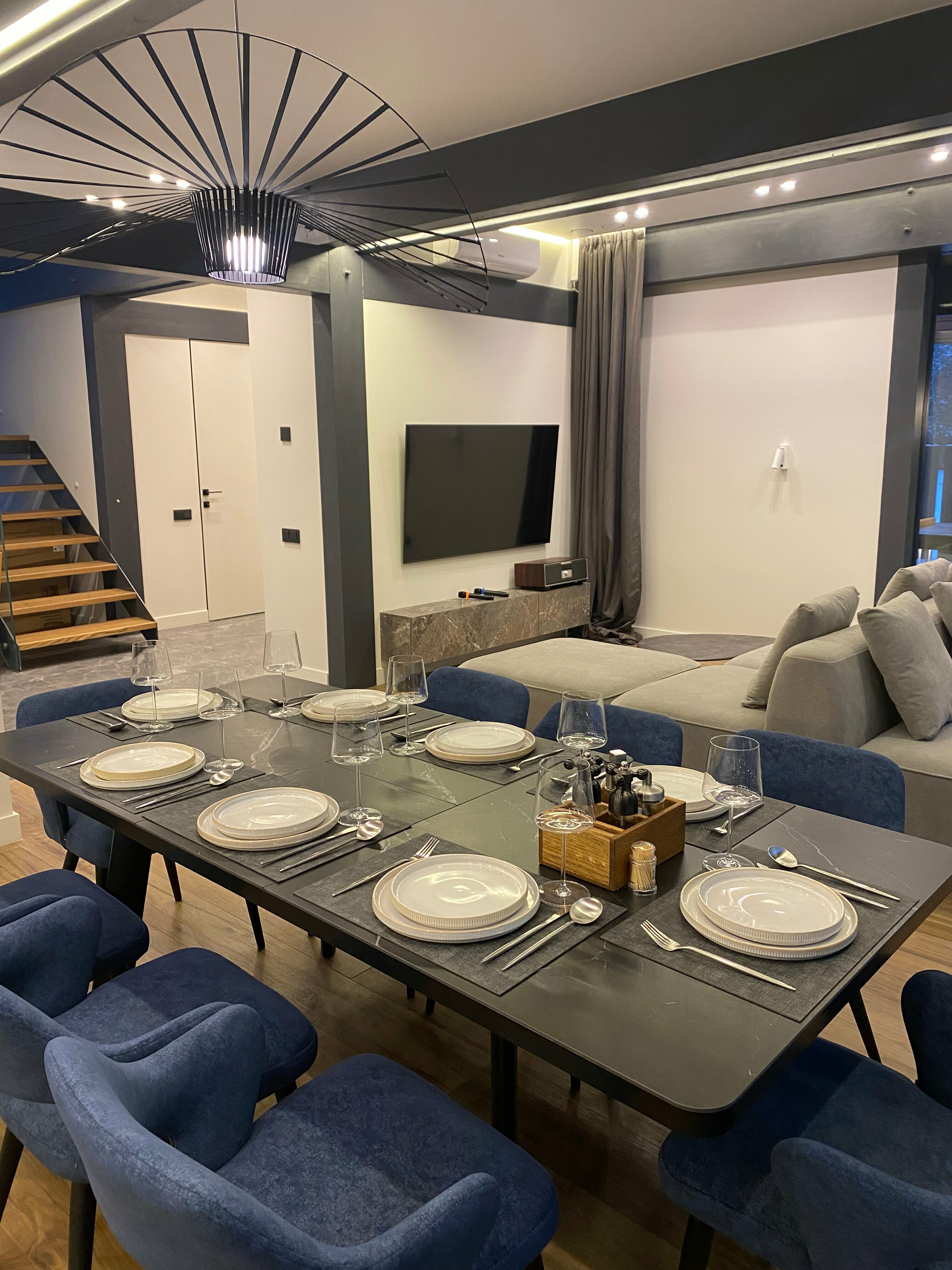 Коттедж с собственным бассейном