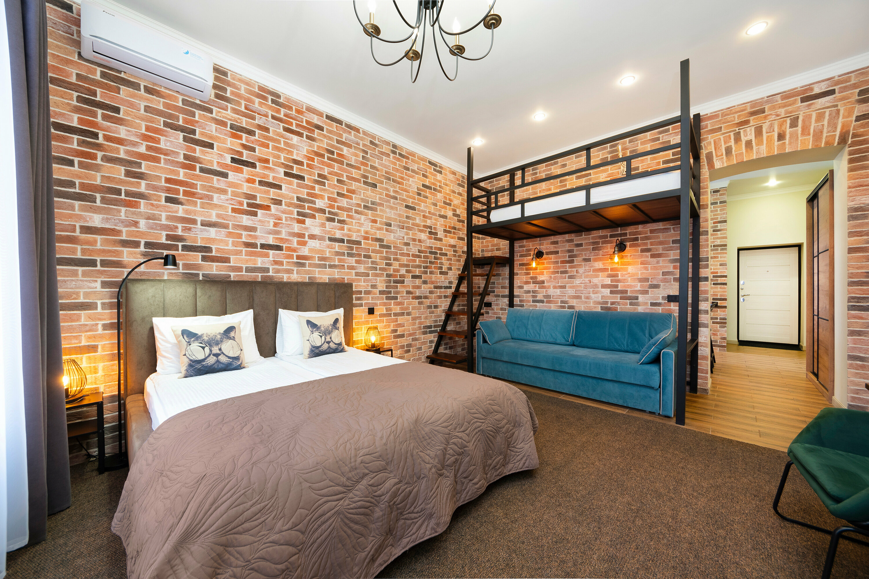 Апарт LOFT с Камином