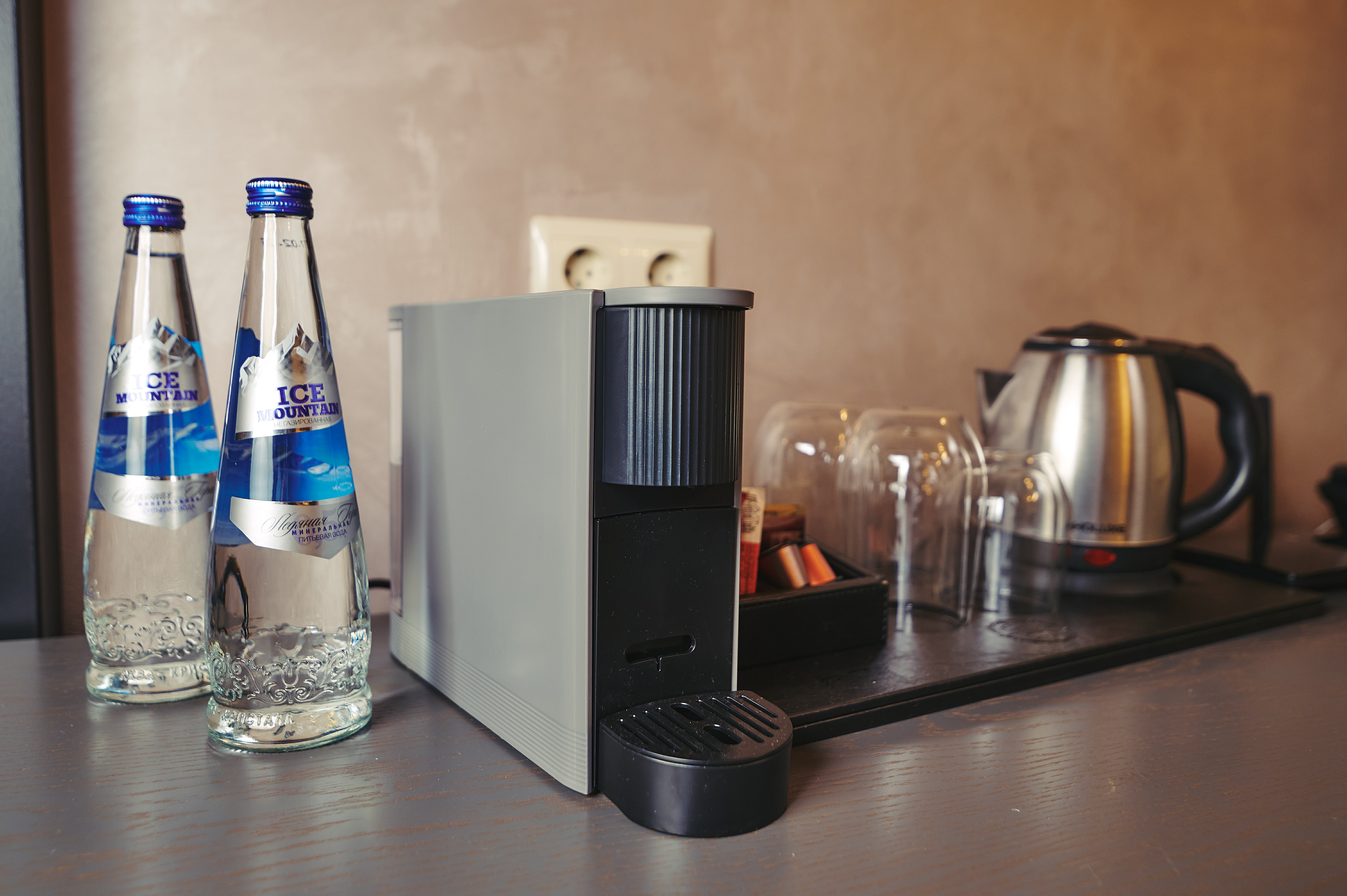 Номер-студия с кроватью размера "king-size" и диван-кроватью