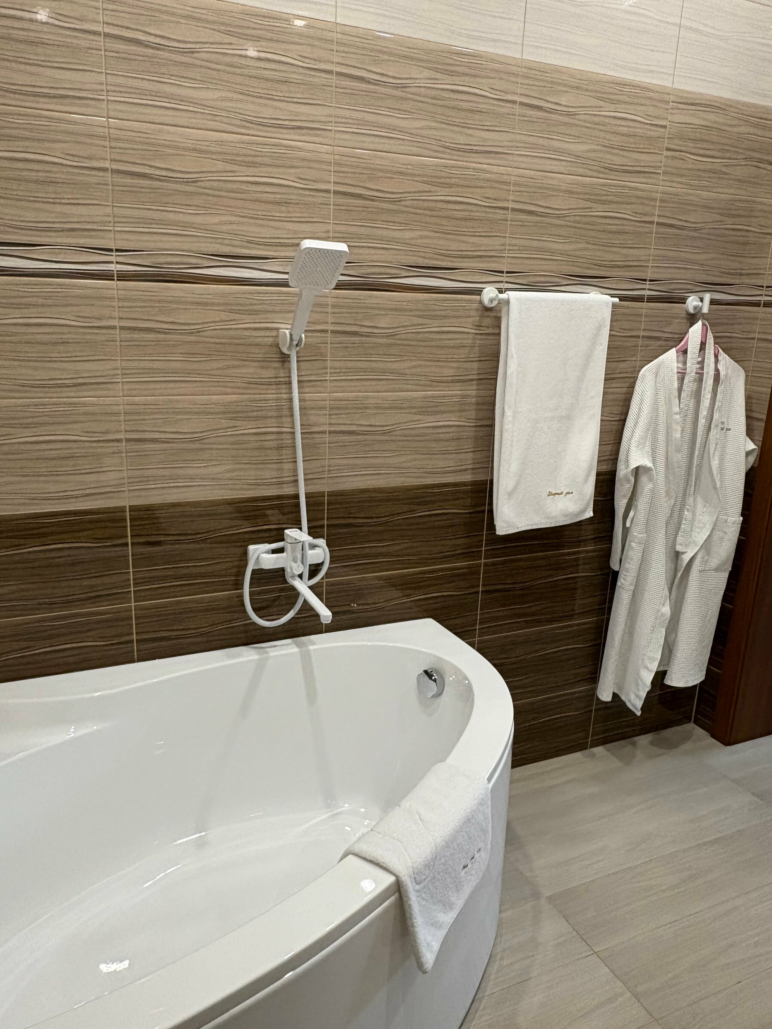 джуниор сюит