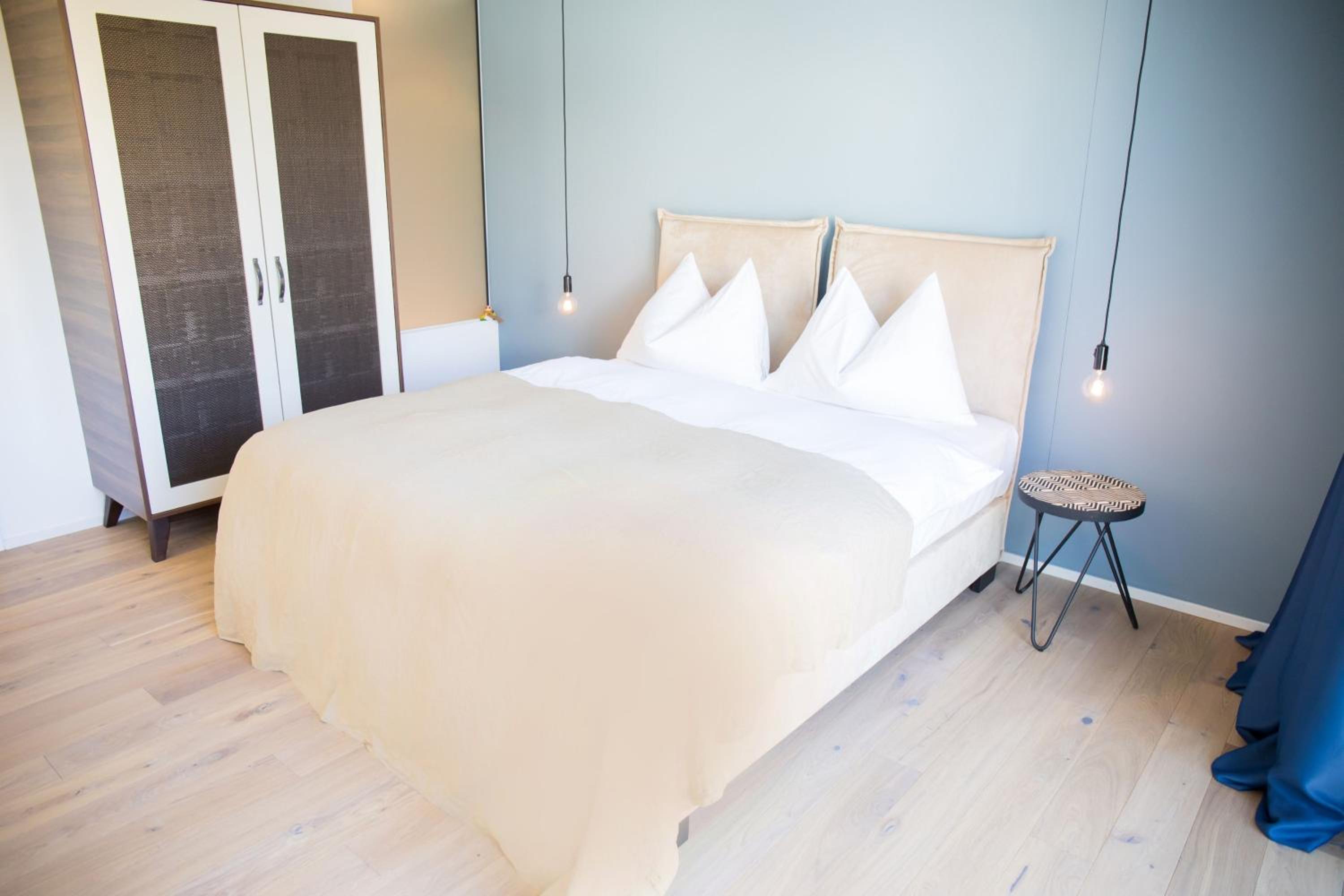 Large Two-Bedroom Apartment