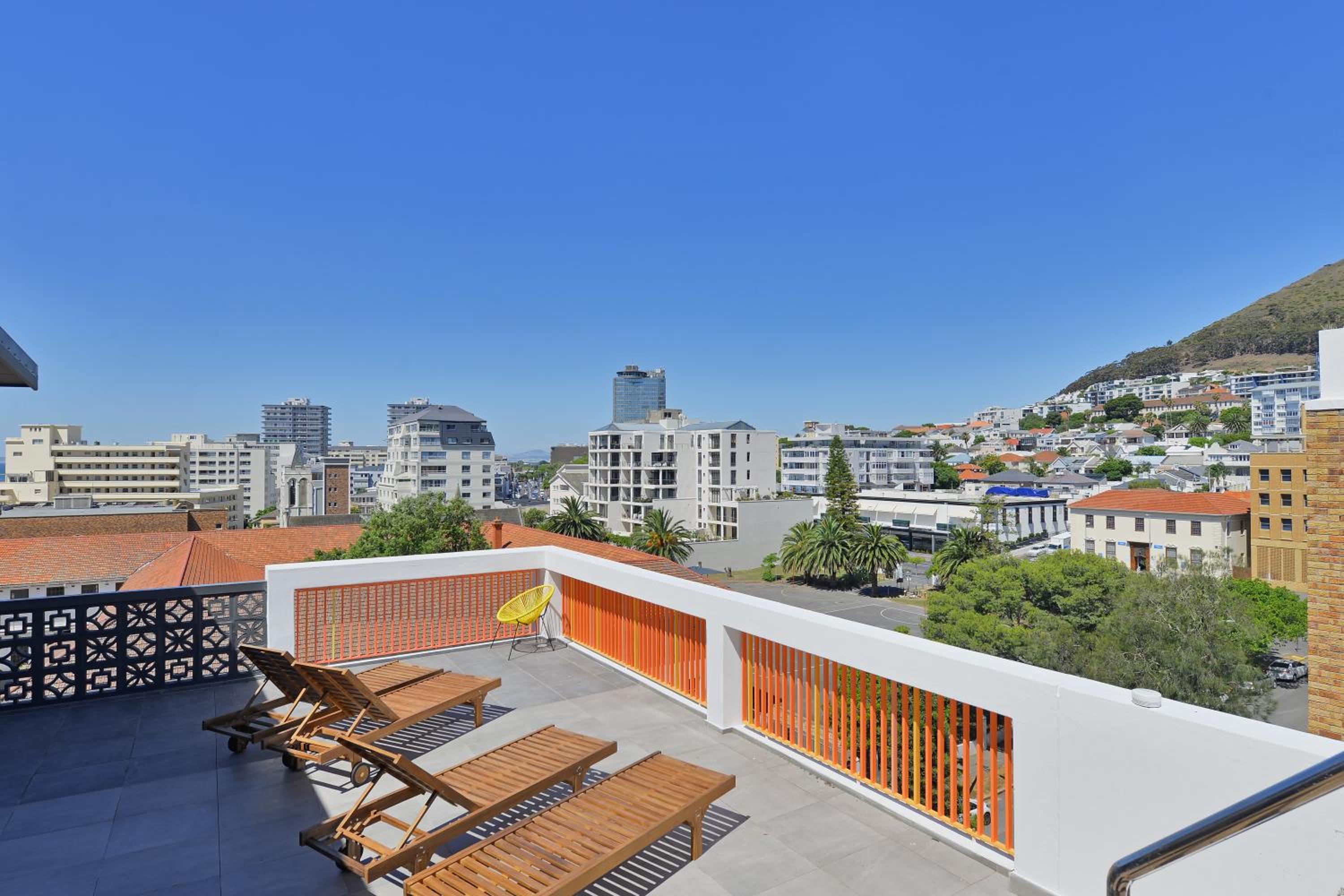 Compact Studio Apartment