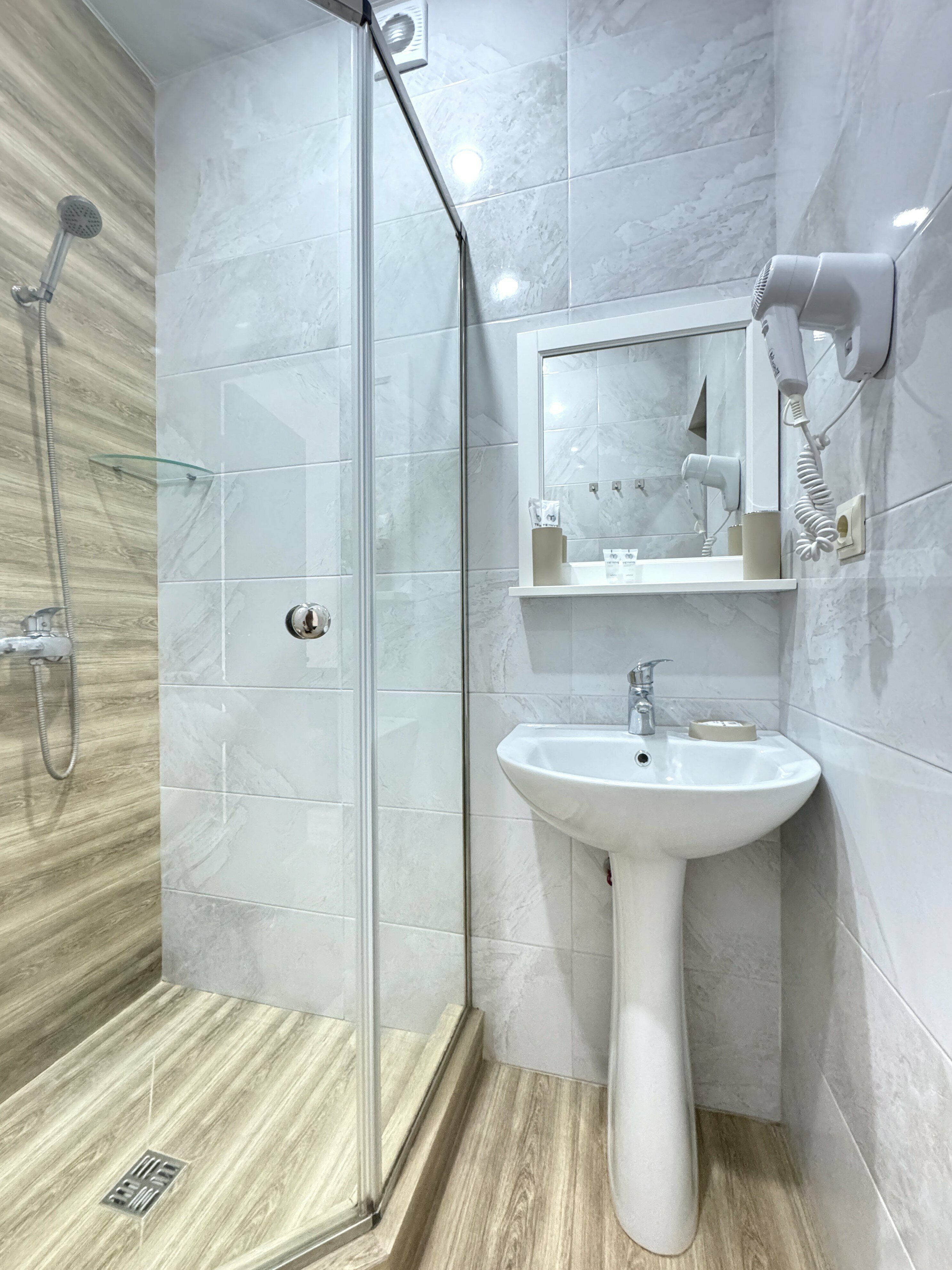 DELUXE (КОРПУС АДОНИС) с выходом к бассейну