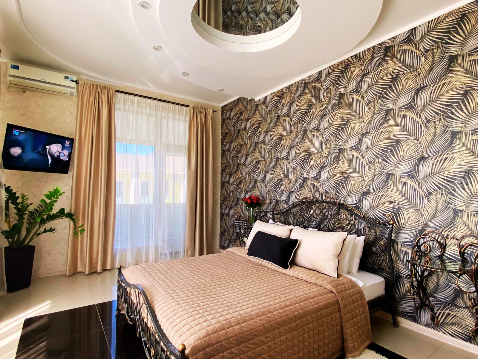 Номер-студия с видом на бассейн