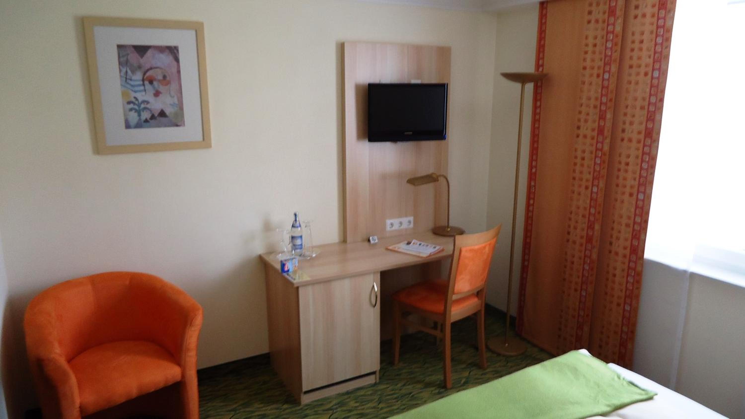 Comfort Single Room