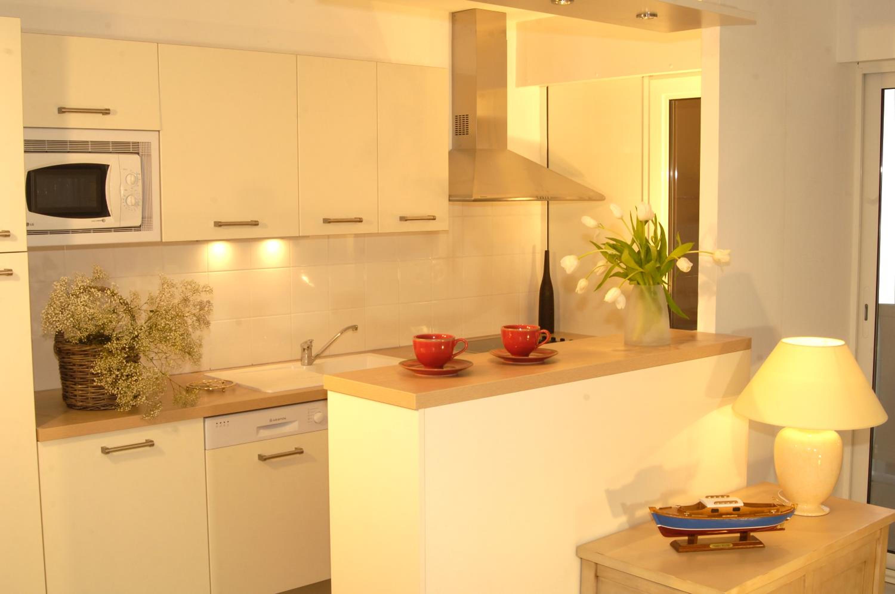Two-Bedroom Apartment (6 Adults)