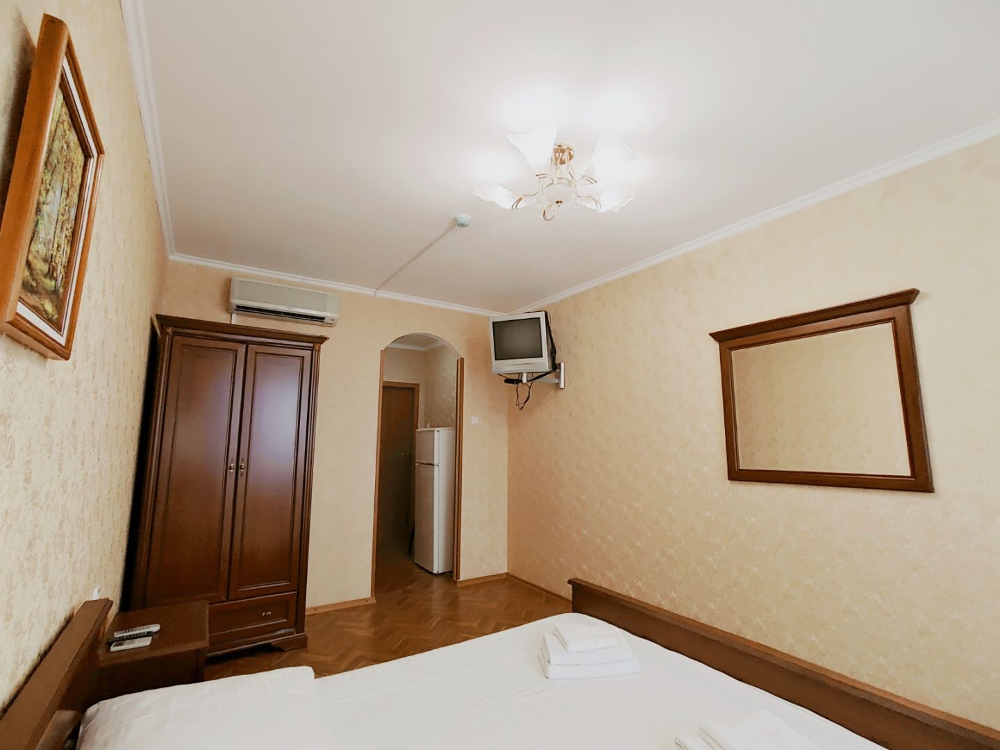 Большой двухместный номер с 1 кроватью