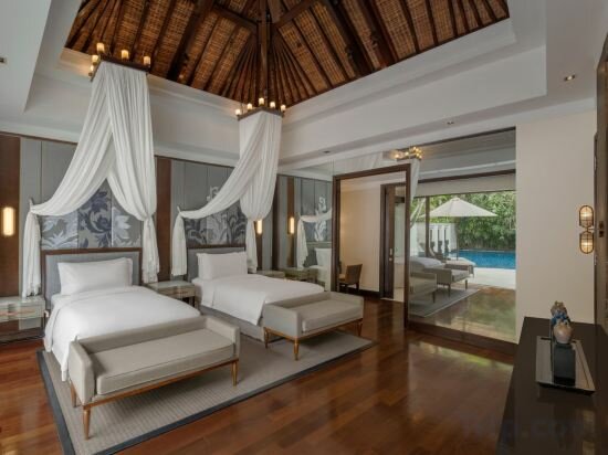 2-Bedroom Villa, Garden View, Private Outdoor Pool